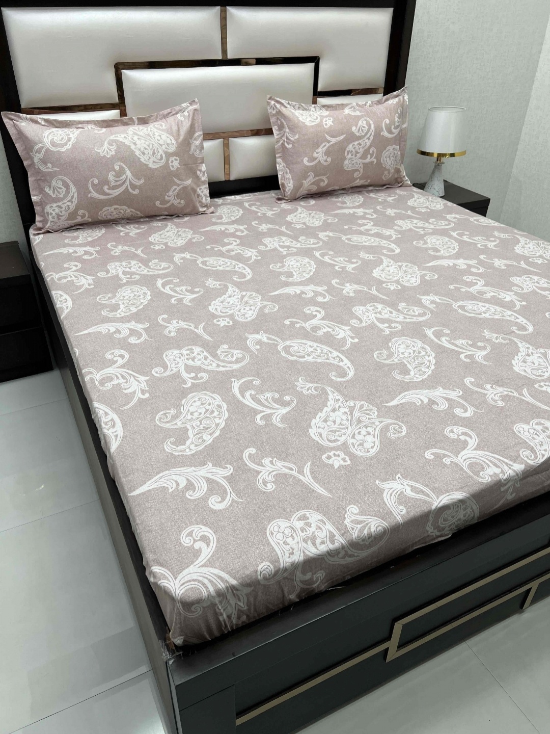 Pure Decor Royal Velar Brown Printed Cotton 300 TC King Bedsheet with 2 Pillow Covers
Pure Decor Royal Velar Brown Printed Cotton 300 TC King Bedsheet with 2 Pillow Covers