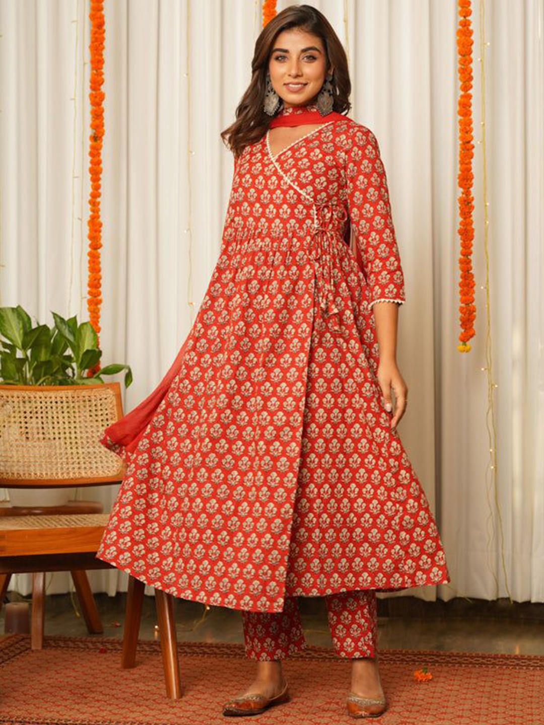 NANGALIA RUCHIRA Printed Angrakha Pure Cotton Anarkali Kurta with Trousers & Dupatta, Red
NANGALIA RUCHIRA Printed Angrakha Pure Cotton Anarkali Kurta with Trousers & Dupatta, Red