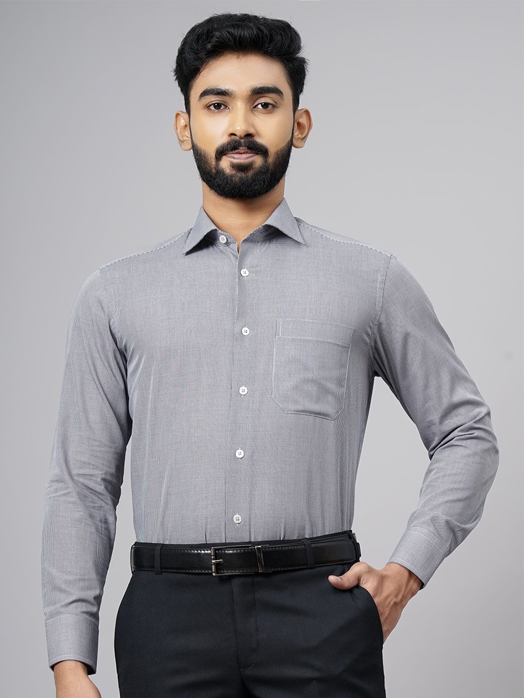 JADE BLUE Men Cutaway Collar Vertical Stripes Checked Cotton Slim Fit Formal Shirt, Black
JADE BLUE Men Cutaway Collar Vertical Stripes Checked Cotton Slim Fit Formal Shirt, Black
