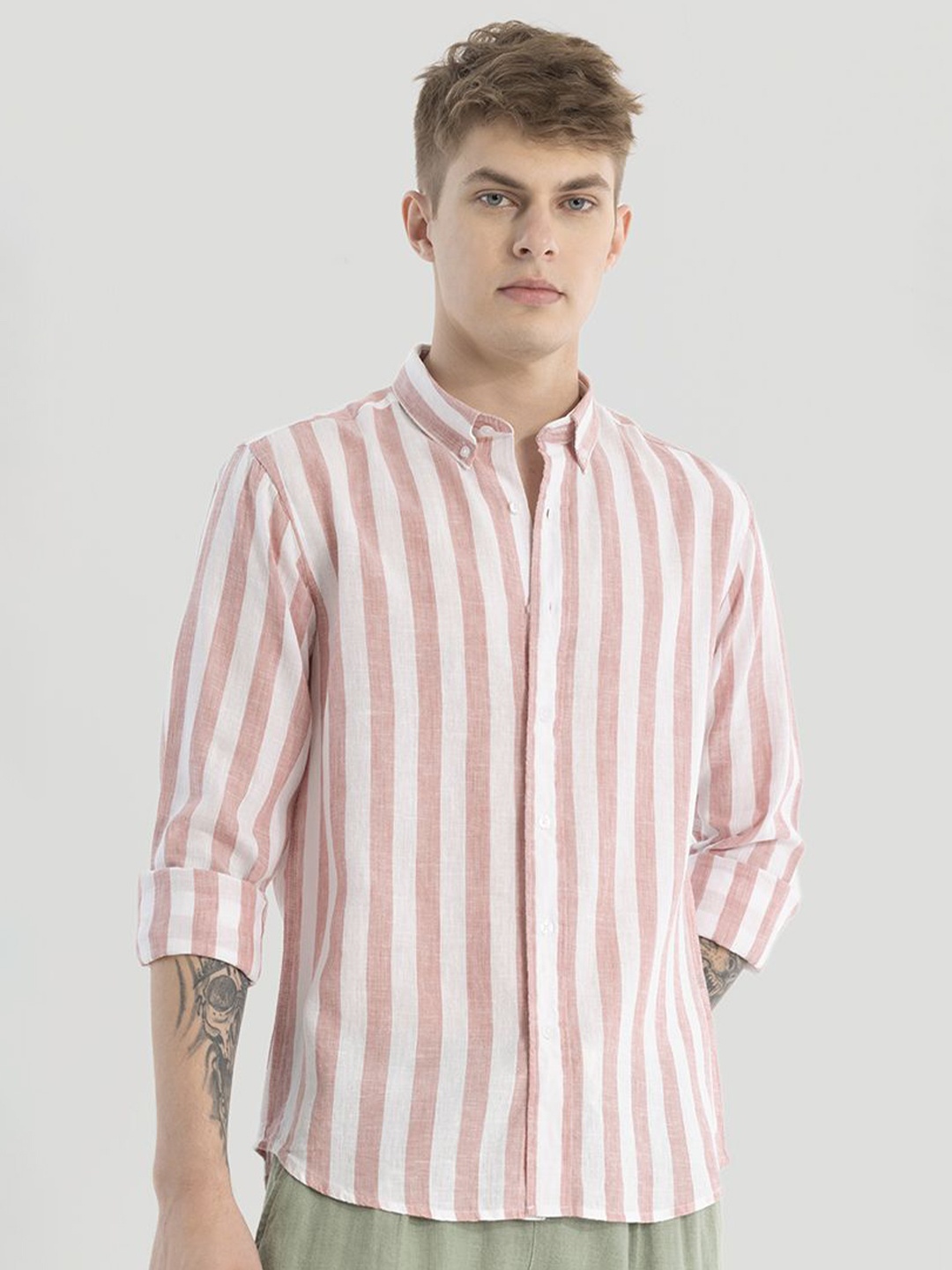 Snitch Men Smart Button-Down Collar Vertical Striped Linen Slim Fit Casual Shirt, Pink
Snitch Men Smart Button-Down Collar Vertical Striped Linen Slim Fit Casual Shirt, Pink