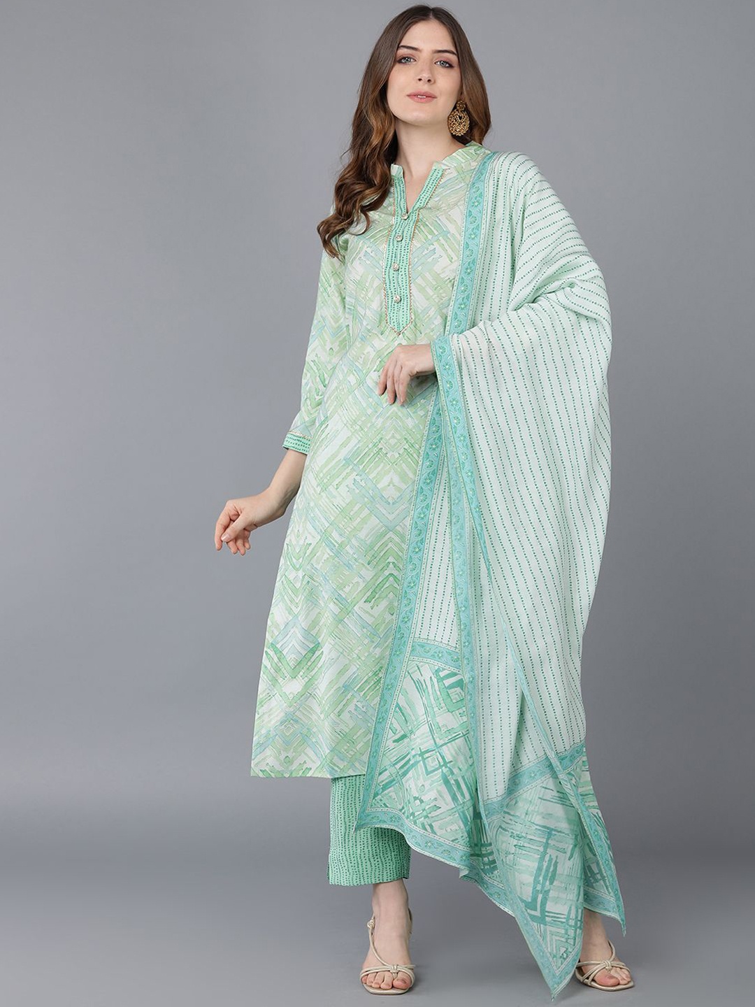 AHIKA Sea Green Geometric Printed Mandarin Collar Gotta Patti Kurta with Trouser & Dupatta
AHIKA Sea Green Geometric Printed Mandarin Collar Gotta Patti Kurta with Trouser & Dupatta