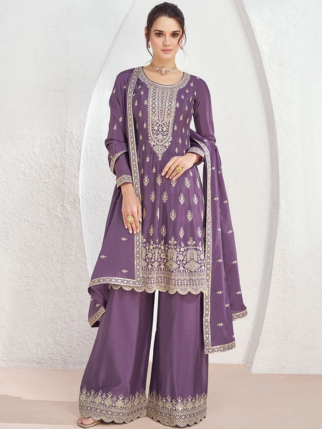 Miss Ethnik Ethnic Motifs Embroidered Thread Work Kurta With Palazzo & Dupatta, Purple
Miss Ethnik Ethnic Motifs Embroidered Thread Work Kurta With Palazzo & Dupatta, Purple
