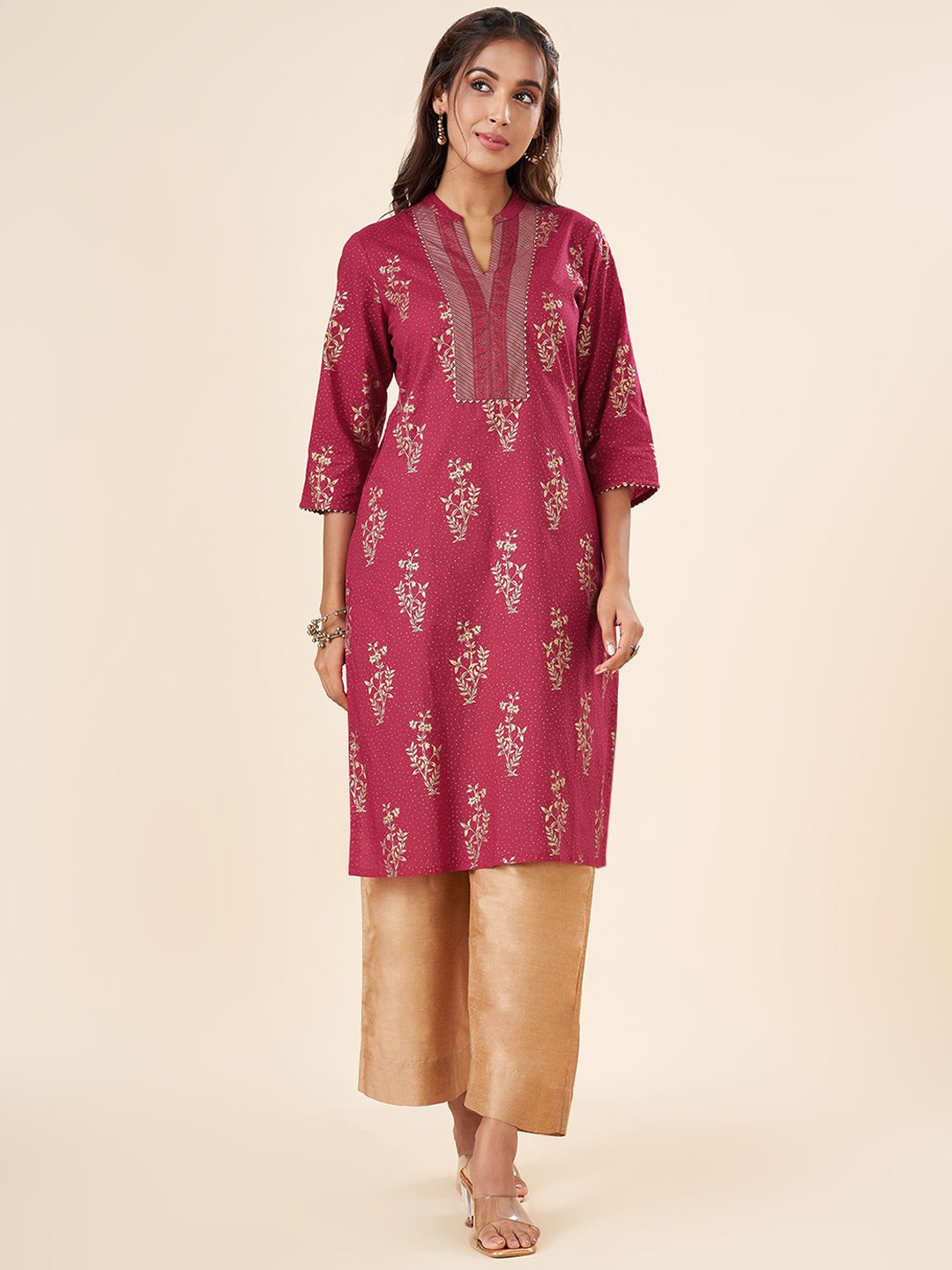 RANGMANCH BY PANTALOONS Ethnic Motifs Printed Gotta Patti Pure Cotton Straight Kurta, Pink
RANGMANCH BY PANTALOONS Ethnic Motifs Printed Gotta Patti Pure Cotton Straight Kurta, Pink