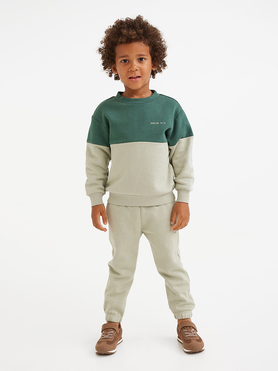 H&M Kids Boys 2-piece top and joggers set, Green