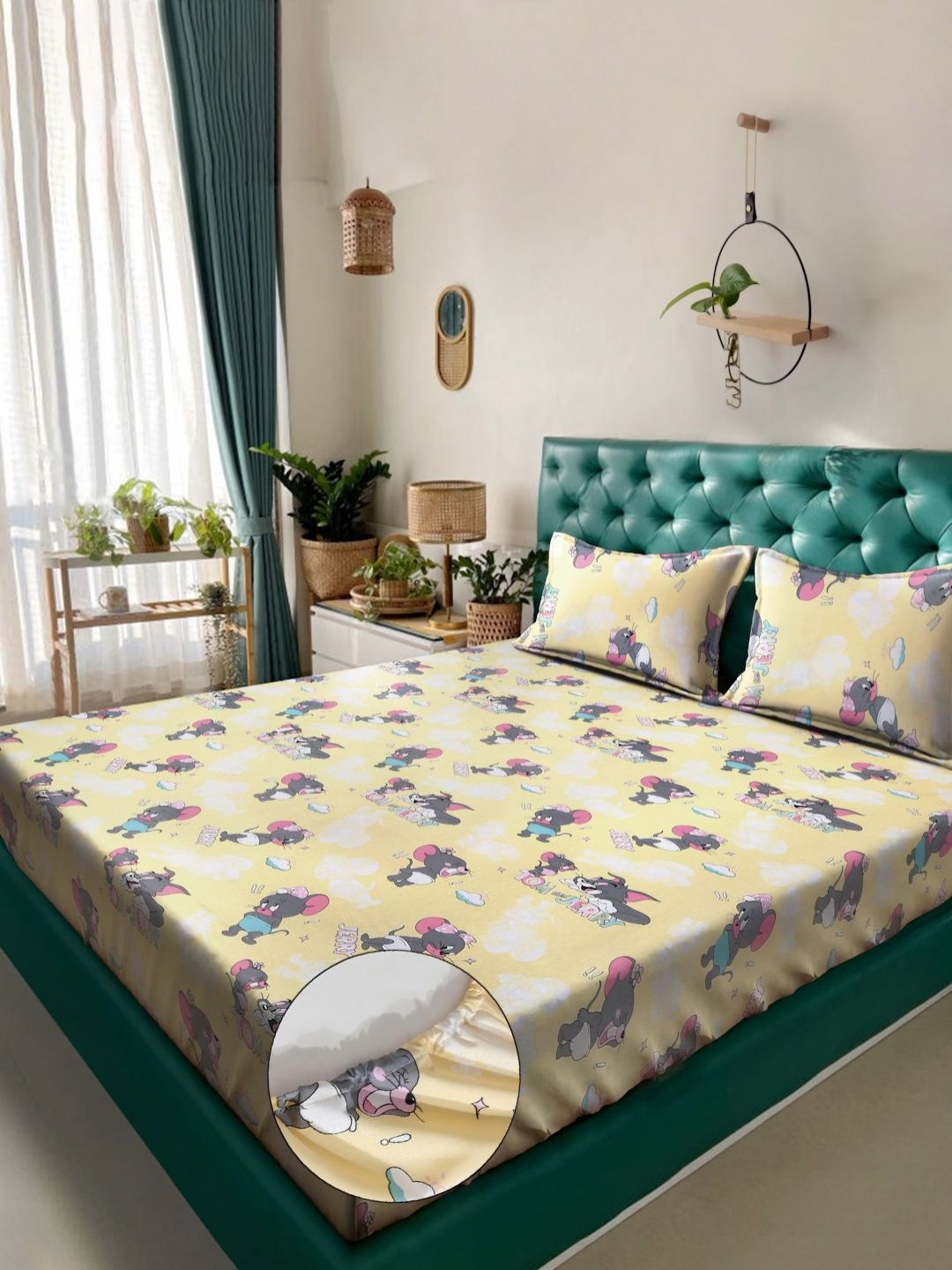 KLOTTHE Cartoon Printed Fitted 400TC Pure Cotton King Bedsheet With 2 Pillow Covers, Yellow
KLOTTHE Cartoon Printed Fitted 400TC Pure Cotton King Bedsheet With 2 Pillow Covers, Yellow