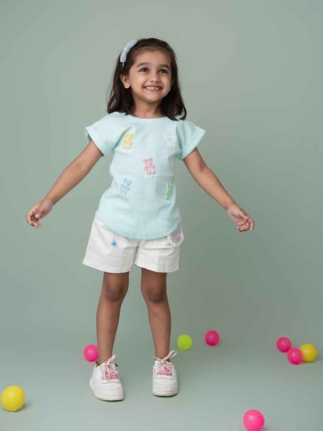Babys Day Girls Teddy Bear Applique Work Pure Cotton Top With Shorts, Turquoise blue
Babys Day Girls Teddy Bear Applique Work Pure Cotton Top With Shorts, Turquoise blue