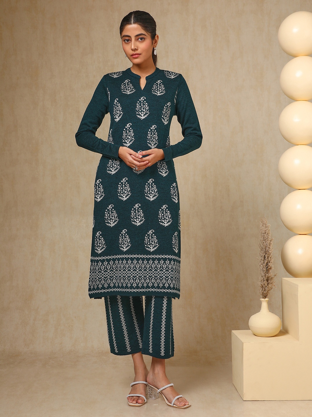 Soch Teal Green Paisley Woven Design Mandarin Collar Acrylic Straight Kurta With Trouser
Soch Teal Green Paisley Woven Design Mandarin Collar Acrylic Straight Kurta With Trouser