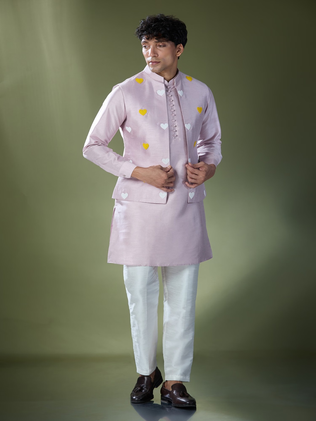 RNG Safawala Men Mandarin Collar Dupion Silk Straight Kurta With Trousers And Nehru Jacket, Lavender
RNG Safawala Men Mandarin Collar Dupion Silk Straight Kurta With Trousers And Nehru Jacket, Lavender