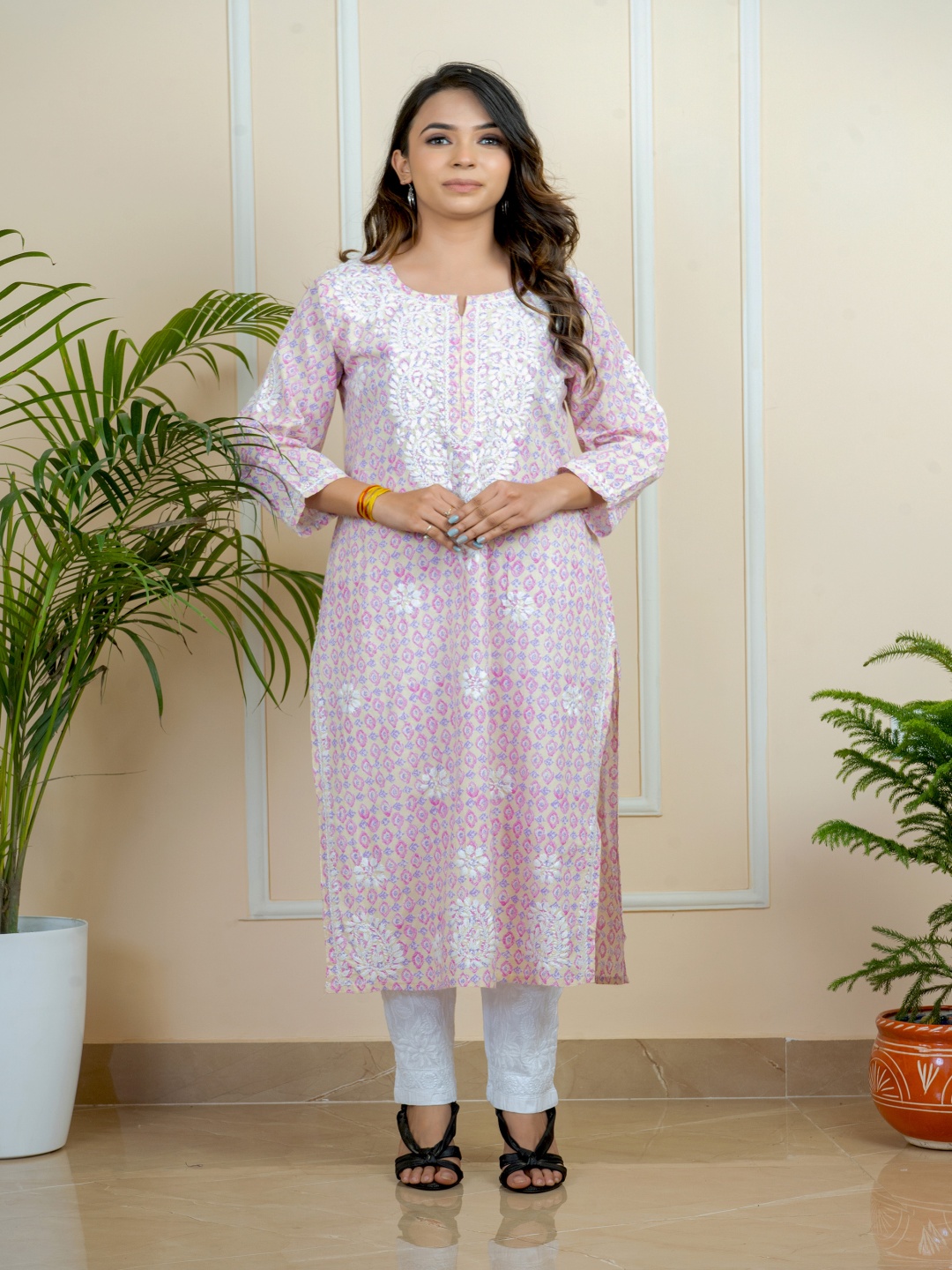 ADR CHIKAN Floral Embroidered Notch Neck Chikankari Pure Cotton Kurta With Trousers, Purple
ADR CHIKAN Floral Embroidered Notch Neck Chikankari Pure Cotton Kurta With Trousers, Purple