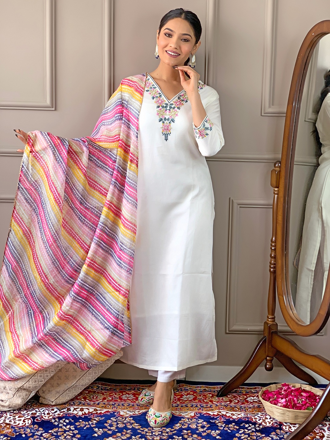 KALINI Floral Yoke Design V-Neck Chanderi Silk Straight Kurta With Trousers And Dupatta, White
KALINI Floral Yoke Design V-Neck Chanderi Silk Straight Kurta With Trousers And Dupatta, White