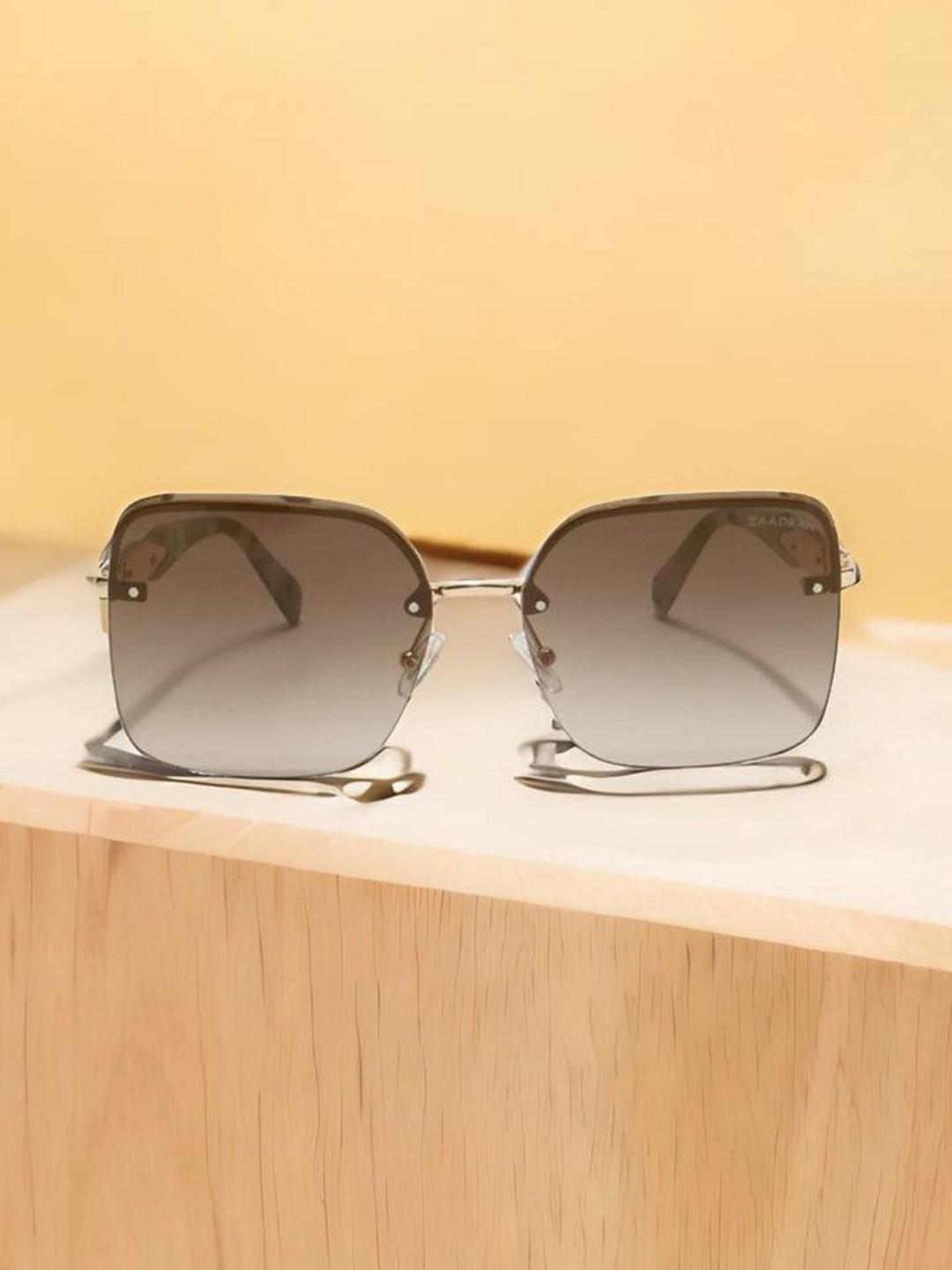 ZAADRAN Unisex Oversized Sunglasses with Polarised and UV Protected Lens BARBADOS-BROWN
ZAADRAN Unisex Oversized Sunglasses with Polarised and UV Protected Lens BARBADOS-BROWN