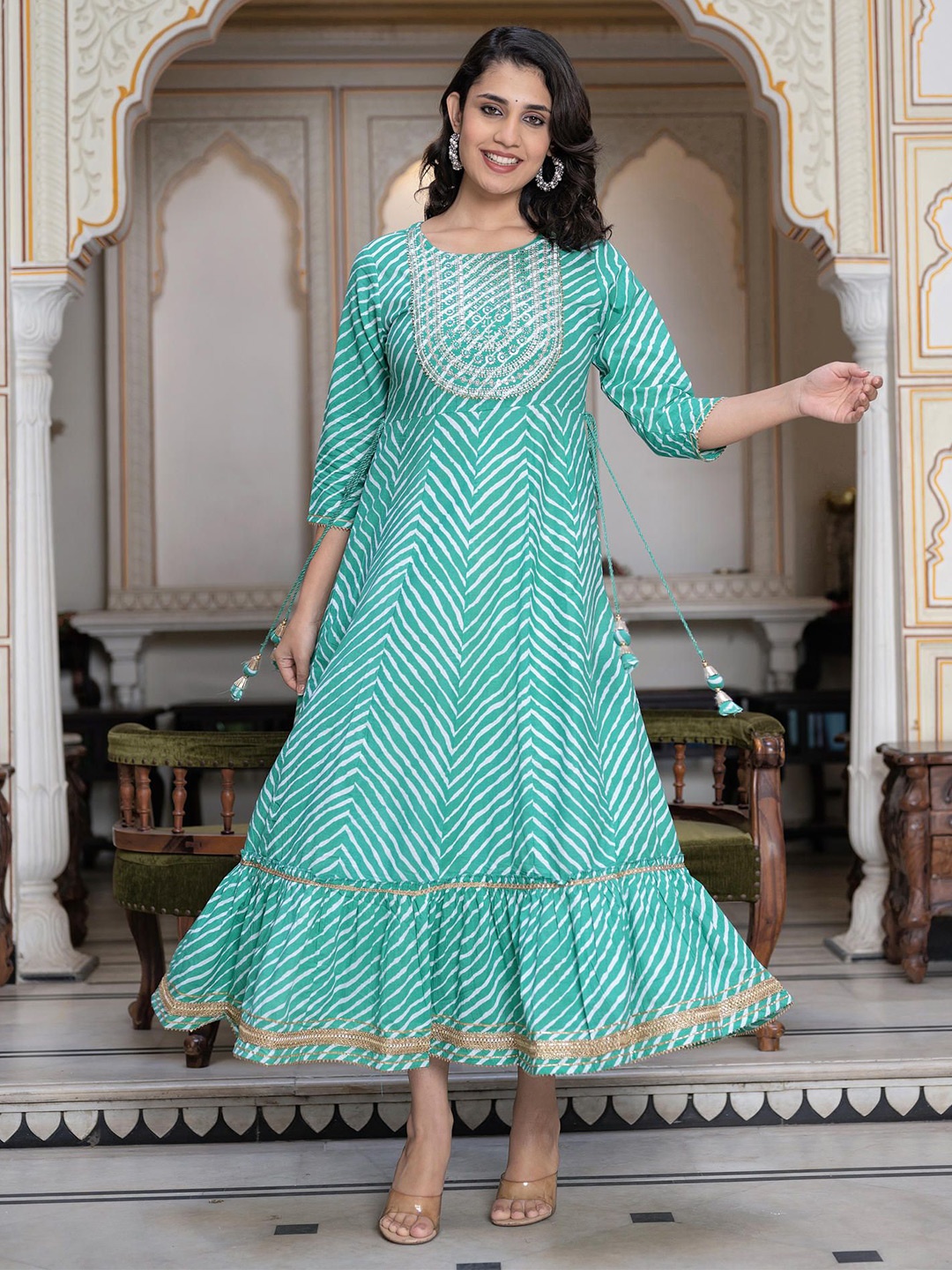 Juniper Leheriya Printed Embroidered Yoke & Tie-Up Detail Cotton Maxi Dress, Green
Juniper Leheriya Printed Embroidered Yoke & Tie-Up Detail Cotton Maxi Dress, Green