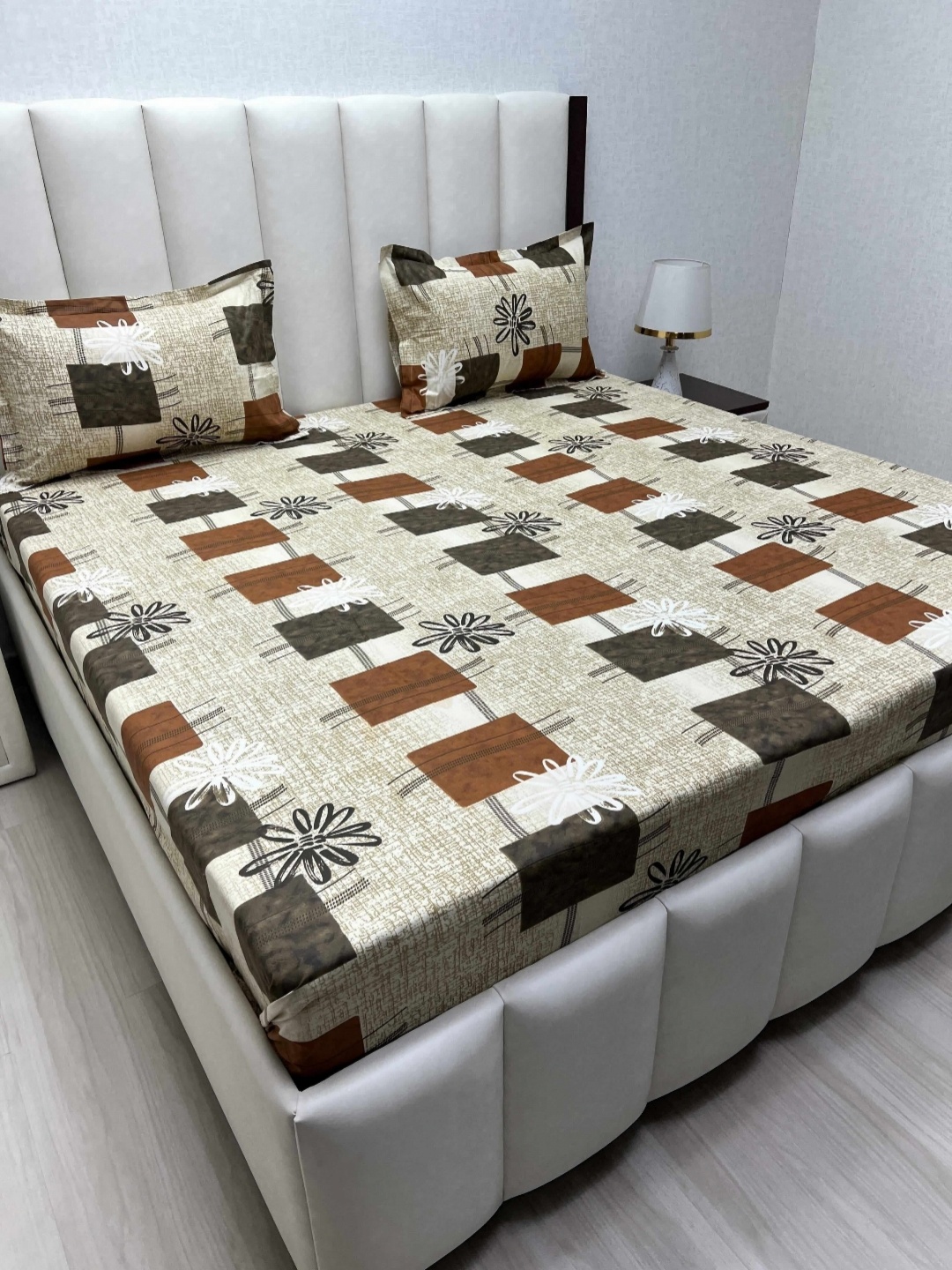 Pure Decor Passion Beige Printed 200 TC Pure Cotton Queen Bedsheet Set- 2.28m x 2.54m
Pure Decor Passion Beige Printed 200 TC Pure Cotton Queen Bedsheet Set- 2.28m x 2.54m