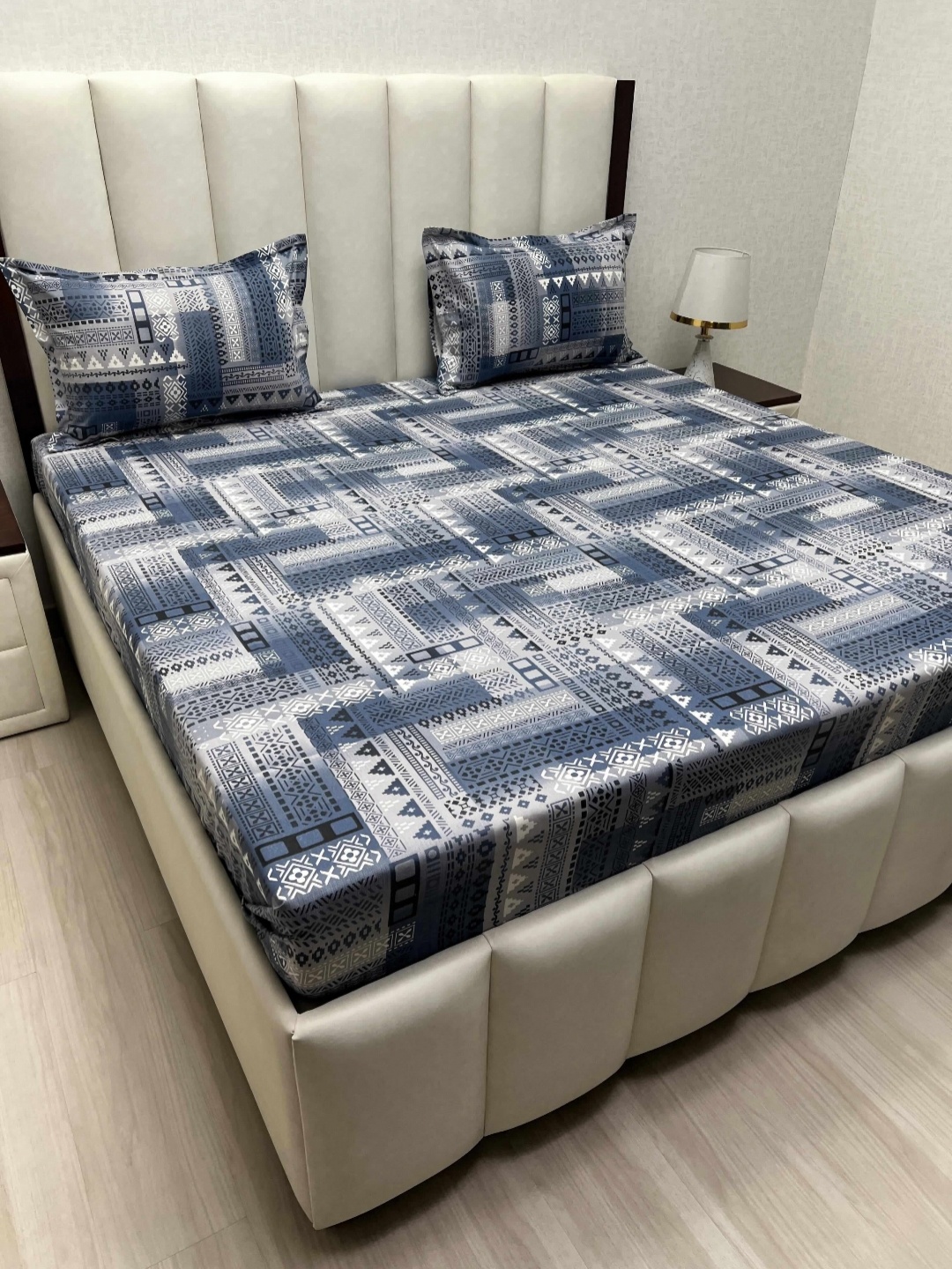 Pure Decor Velar Fur Sib Blue Printed Pure Cotton 350 TC King Bedsheet Set 2.74 m x 2.74 m
Pure Decor Velar Fur Sib Blue Printed Pure Cotton 350 TC King Bedsheet Set 2.74 m x 2.74 m
