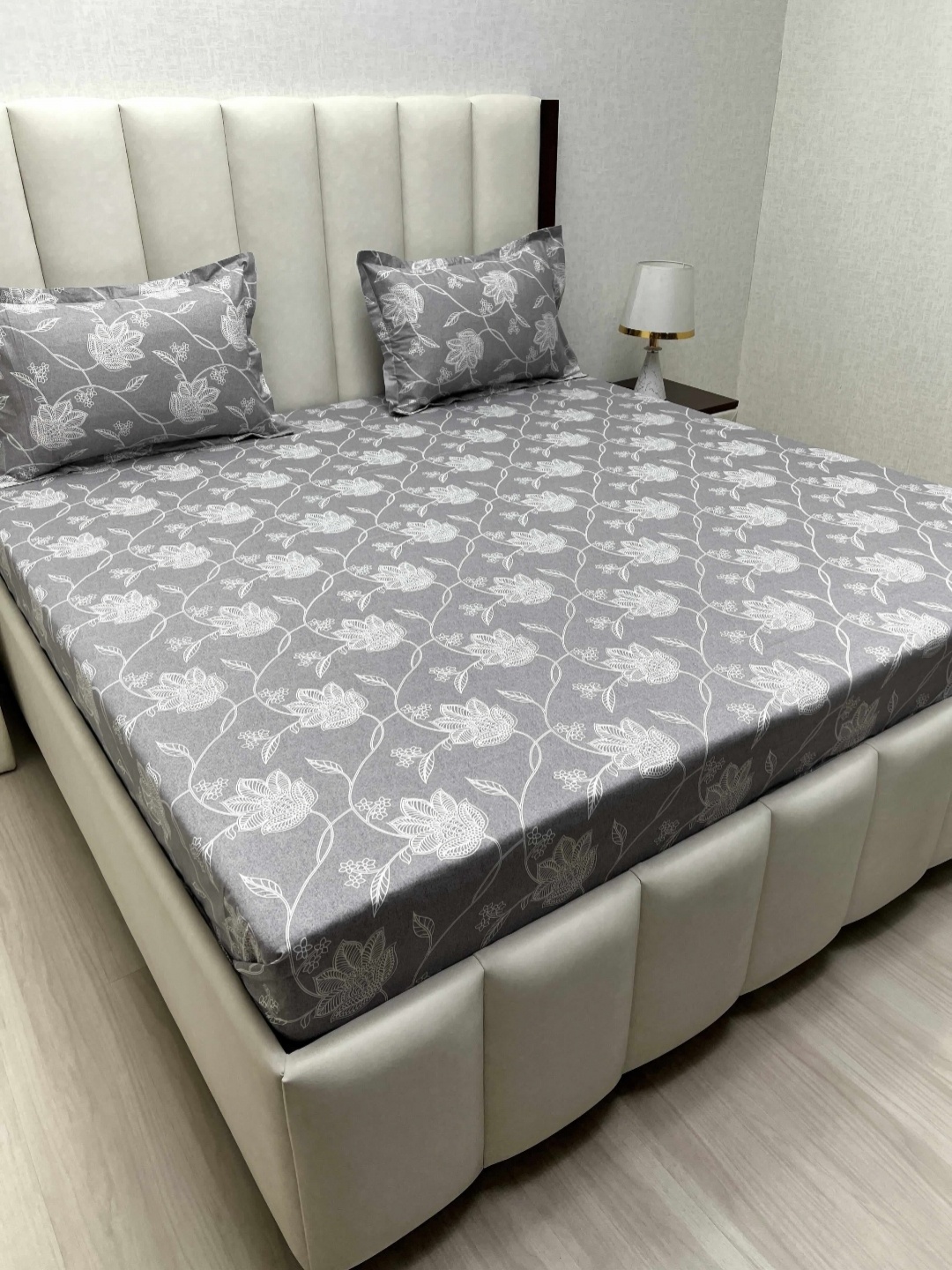 Pure Decor Passion Grey Printed Pure Cotton 400 TC Queen Bedsheet Set 2.28 m x 2.54 m
Pure Decor Passion Grey Printed Pure Cotton 400 TC Queen Bedsheet Set 2.28 m x 2.54 m