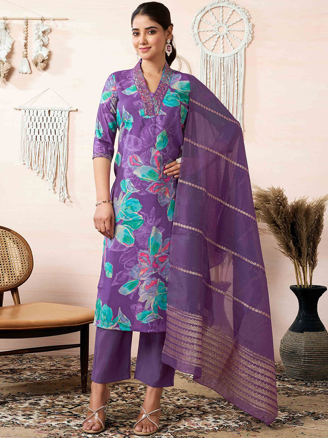 Peachmode Floral Printed V-Neck Sequinned Cotton Silk Kurta With Trousers And Dupatta, Purple
Peachmode Floral Printed V-Neck Sequinned Cotton Silk Kurta With Trousers And Dupatta, Purple