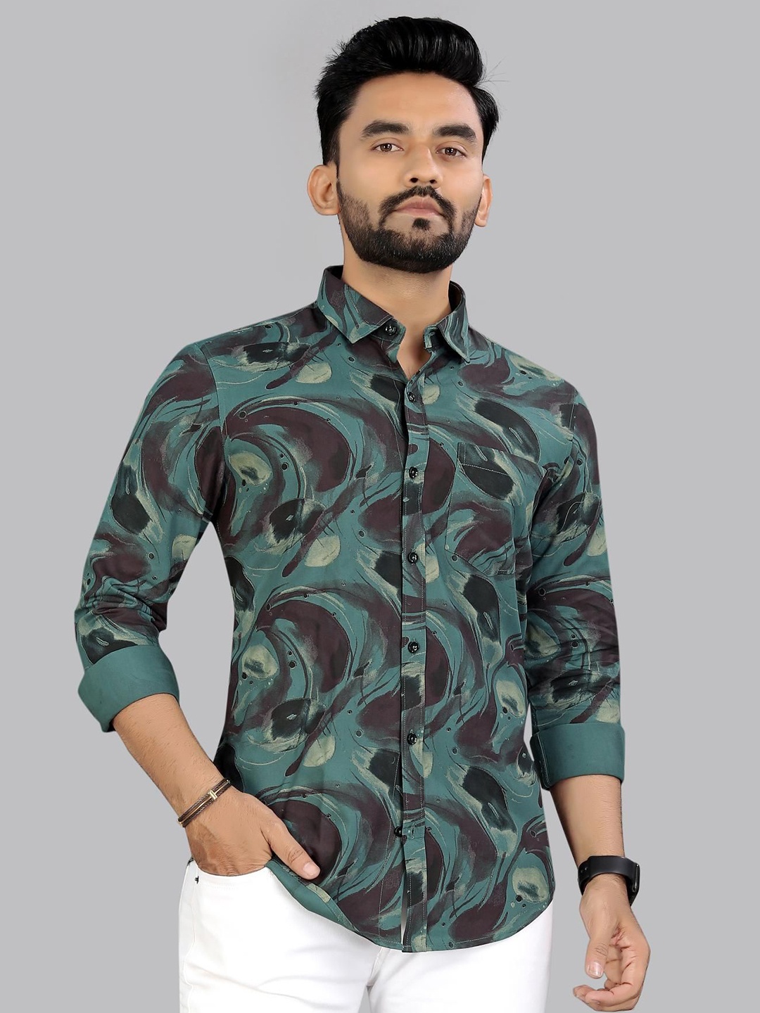 Metronaut Men Classic Fit Spread Collar Abstract Printed Cotton Casual Shirt, Green
Metronaut Men Classic Fit Spread Collar Abstract Printed Cotton Casual Shirt, Green