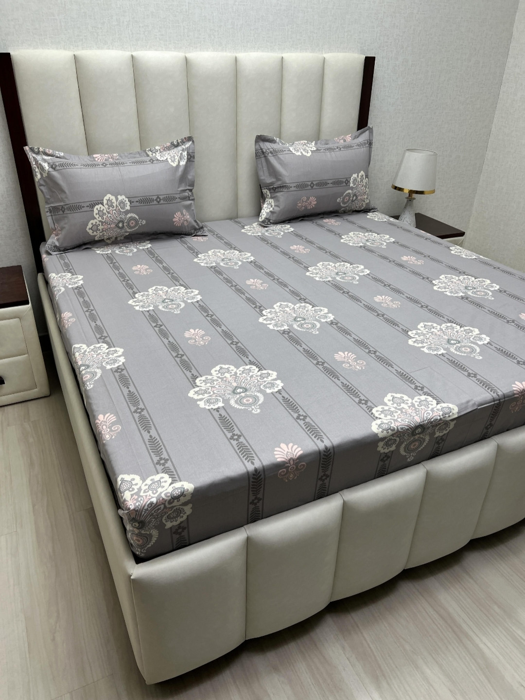 Pure Decor Passion Grey Printed Pure Cotton 210 TC Queen Bedsheet Set 2.28 m x 2.54 m
Pure Decor Passion Grey Printed Pure Cotton 210 TC Queen Bedsheet Set 2.28 m x 2.54 m