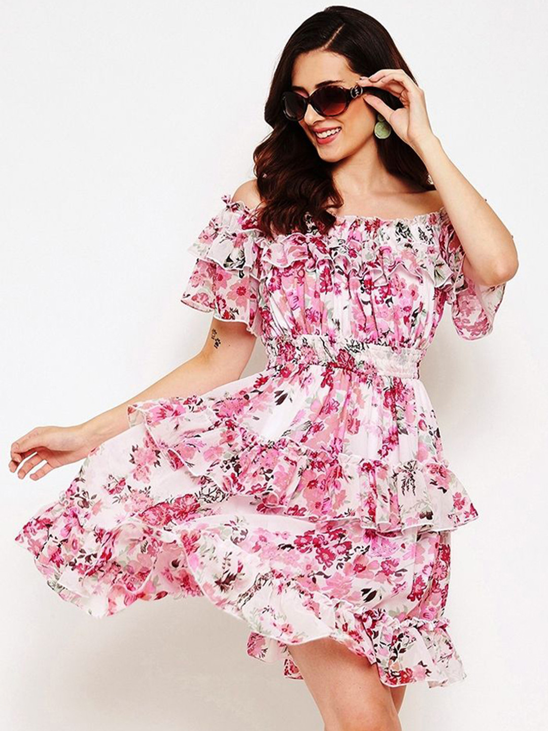 Louis Bayrad Women Floral Printed Off-Shoulder Georgette Fit & Flare Dress, White
Louis Bayrad Women Floral Printed Off-Shoulder Georgette Fit & Flare Dress, White