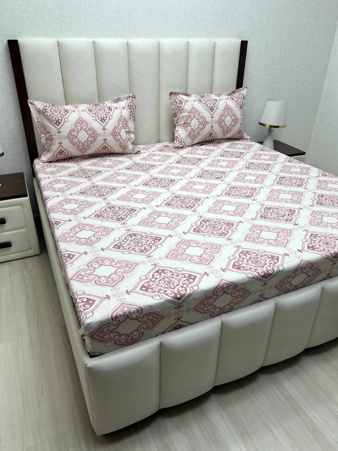 Pure Decor Royal Passion Pink Printed 210 TC Pure Cotton Queen Bedsheet Set 2.28m X 2.54m
Pure Decor Royal Passion Pink Printed 210 TC Pure Cotton Queen Bedsheet Set 2.28m X 2.54m