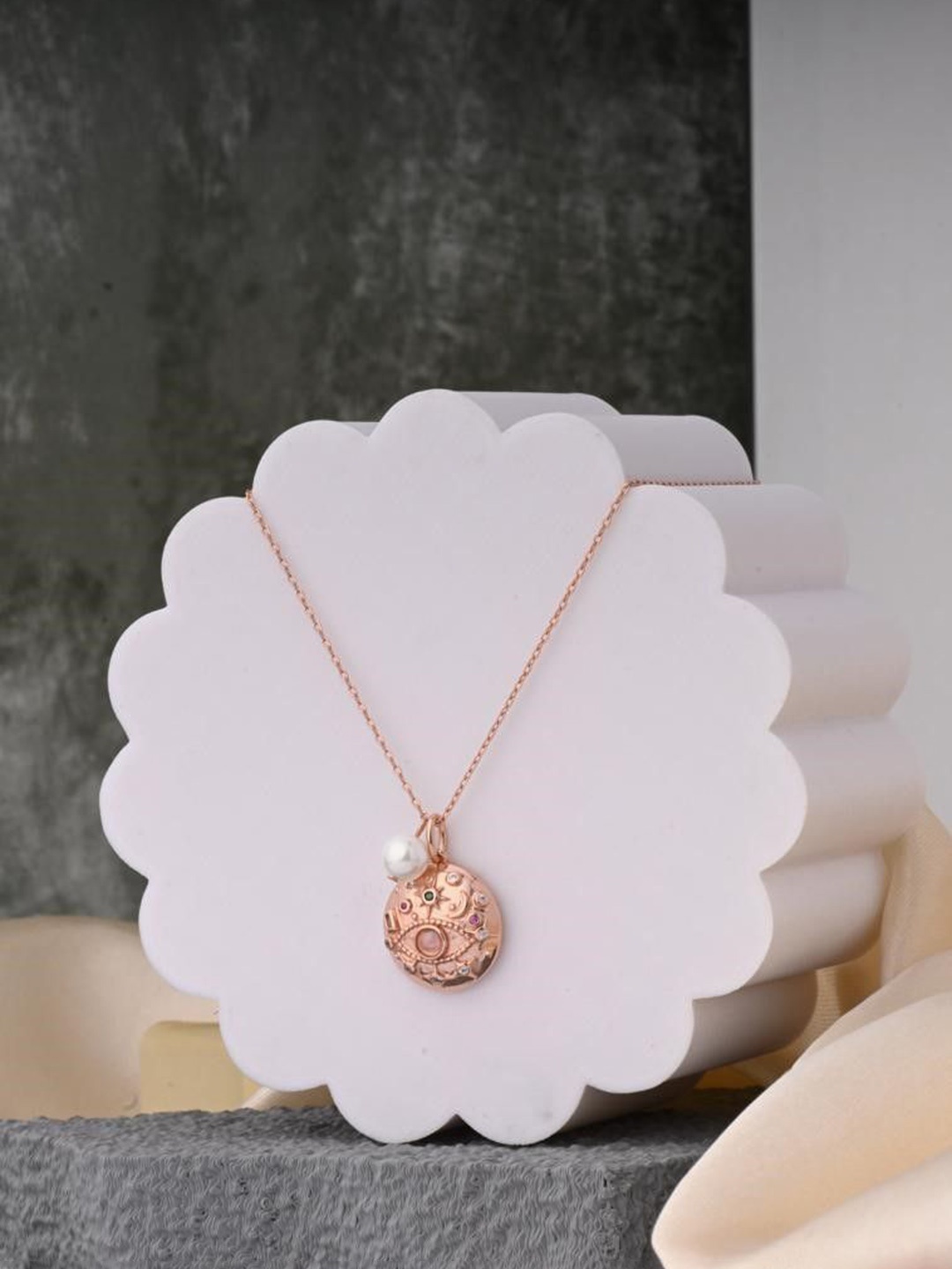 LIORA 925 Silver Jewellery Sterling Silver Rosegold Plated Evil Eye Pendant With Chain, Rose gold
LIORA 925 Silver Jewellery Sterling Silver Rosegold Plated Evil Eye Pendant With Chain, Rose gold