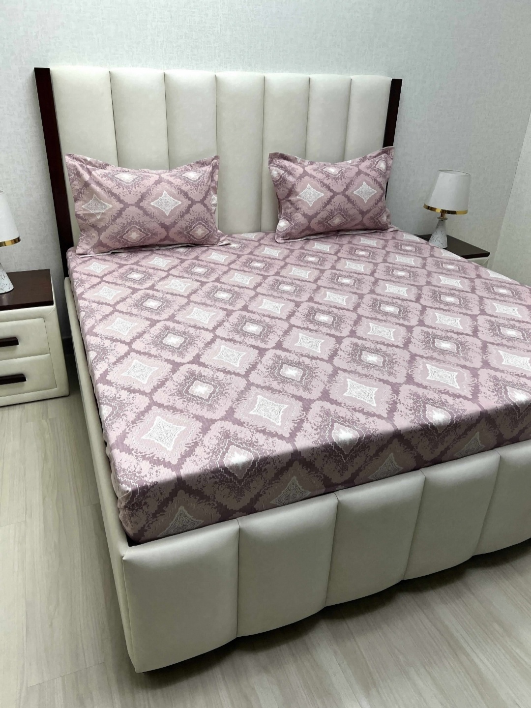 Pure Decor Royal Passion Purple Printed Pure Cotton 250TC Queen Bedsheet Set 2.28m x 2.54m
Pure Decor Royal Passion Purple Printed Pure Cotton 250TC Queen Bedsheet Set 2.28m x 2.54m