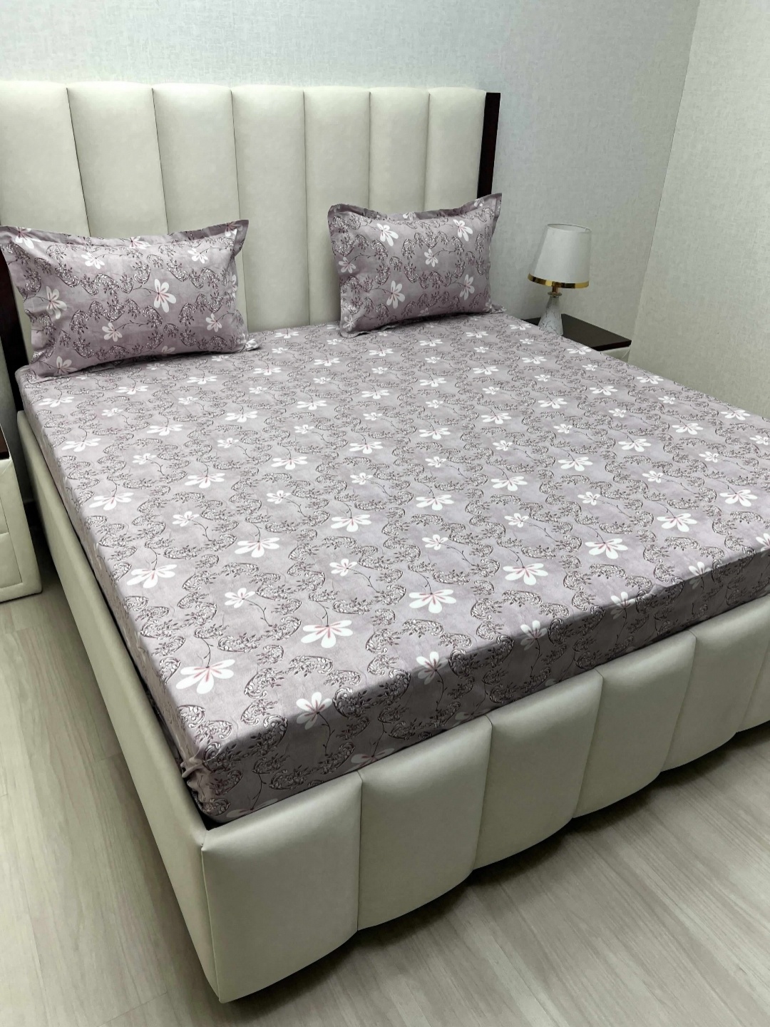 Pure Decor Passion Purple Printed Pure Cotton 250 TC Queen Bedsheet Set 2.54 m x 2.28 m
Pure Decor Passion Purple Printed Pure Cotton 250 TC Queen Bedsheet Set 2.54 m x 2.28 m