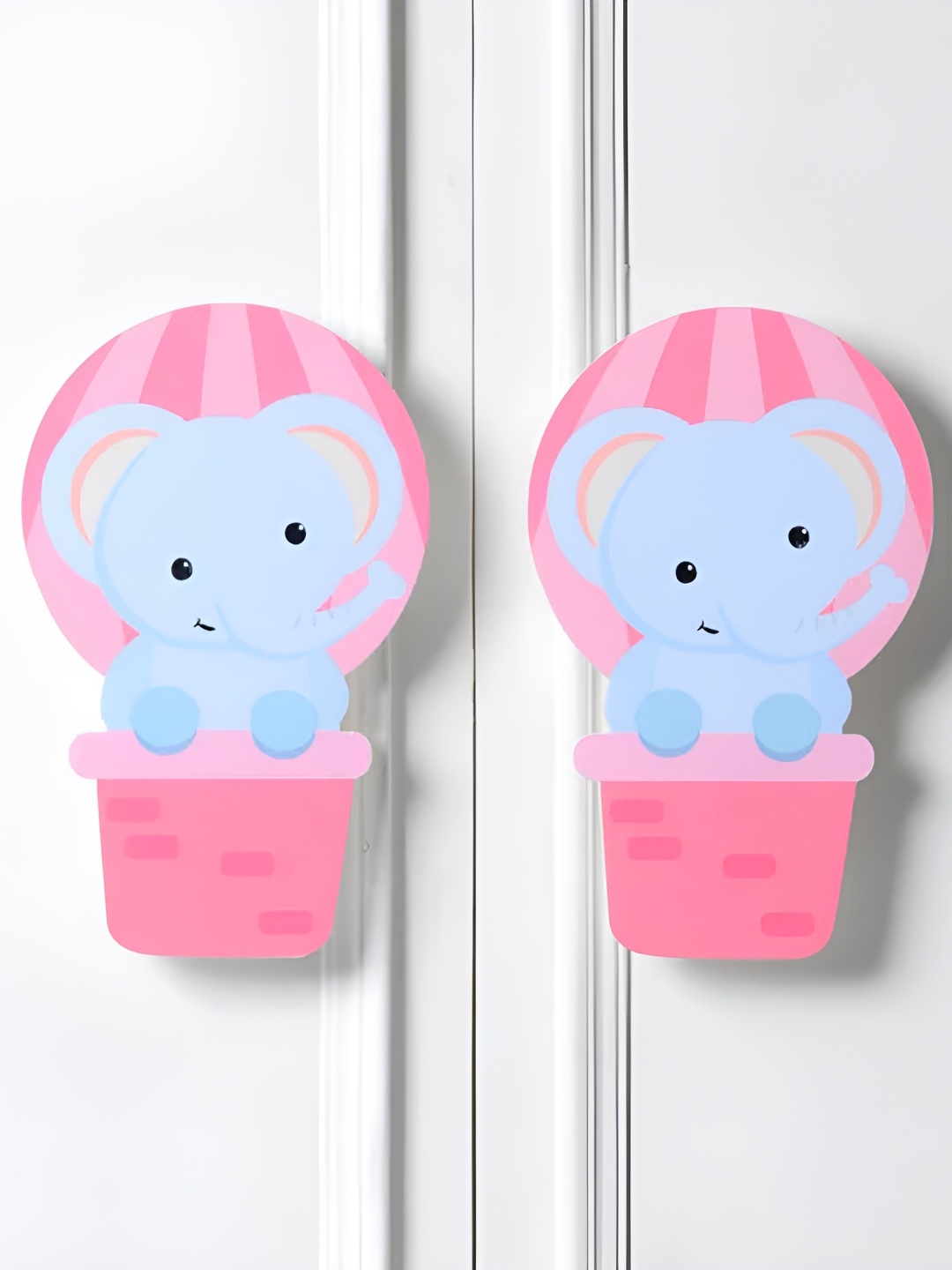 Pinch of Pretty Pink & Blue2 Pieces Printed Wooden Hot Air Elephant Cupboard Door Handles
Pinch of Pretty Pink & Blue2 Pieces Printed Wooden Hot Air Elephant Cupboard Door Handles