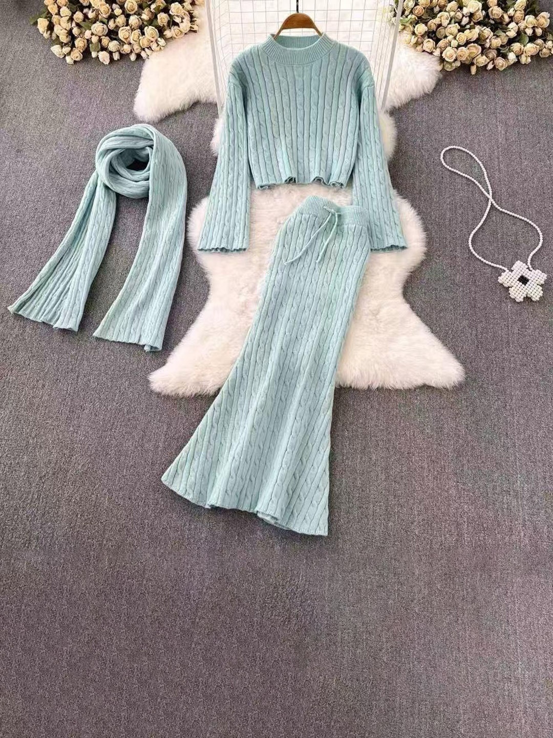 Alamode By Akanksha Turquoise Blue Sal Luxe Winter Pure Wool Co-Ord Set With Scarf
Alamode By Akanksha Turquoise Blue Sal Luxe Winter Pure Wool Co-Ord Set With Scarf