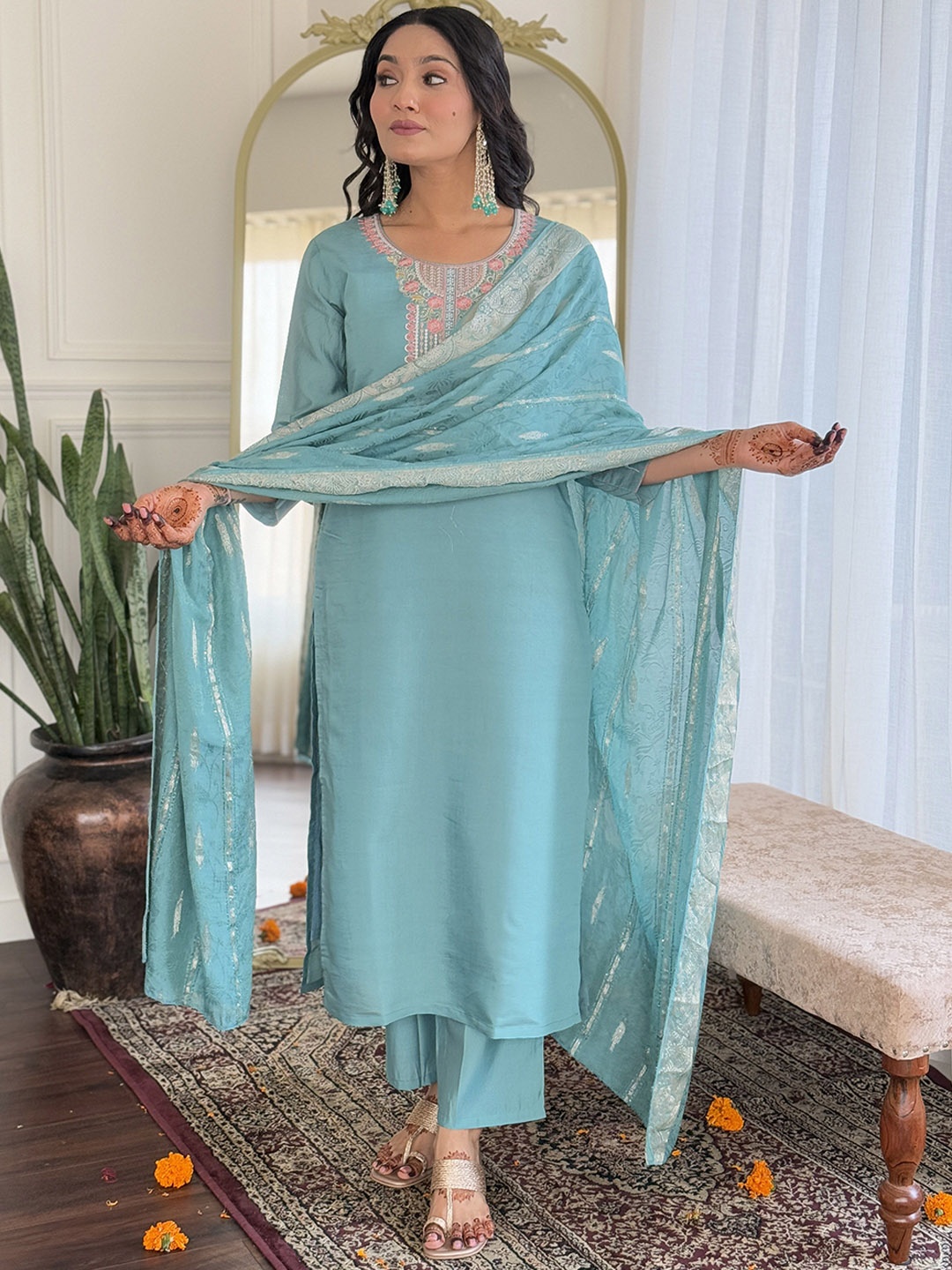 KALINI Ethnic Motifs Embroidered Chanderi Silk Straight Kurta With Trousers And Dupatta, Turquoise blue
KALINI Ethnic Motifs Embroidered Chanderi Silk Straight Kurta With Trousers And Dupatta, Turquoise blue