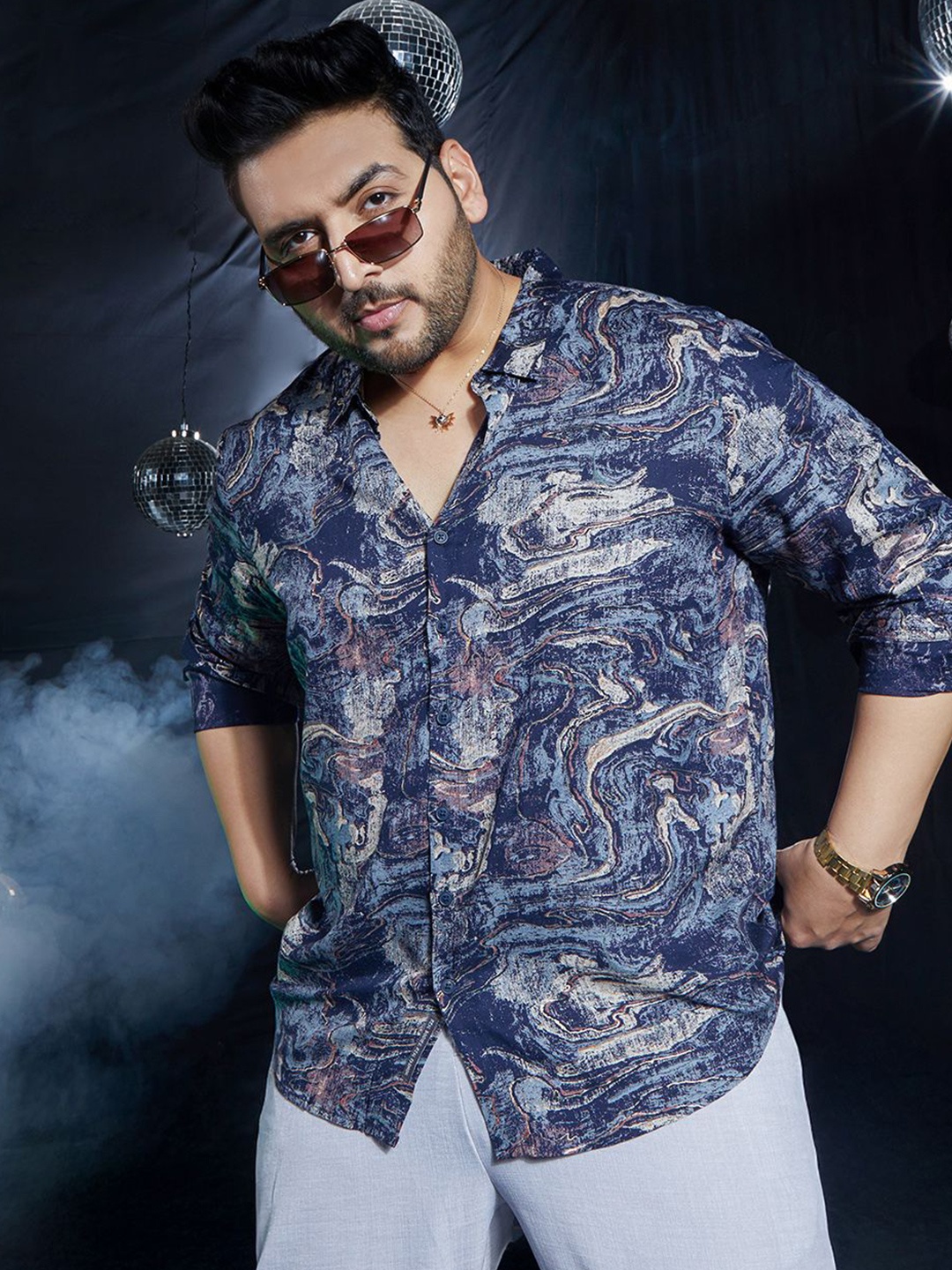 Instafab Plus Men Comfort Fit Spread Collar Abstract Printed Casual Shirt, Navy blue
Instafab Plus Men Comfort Fit Spread Collar Abstract Printed Casual Shirt, Navy blue