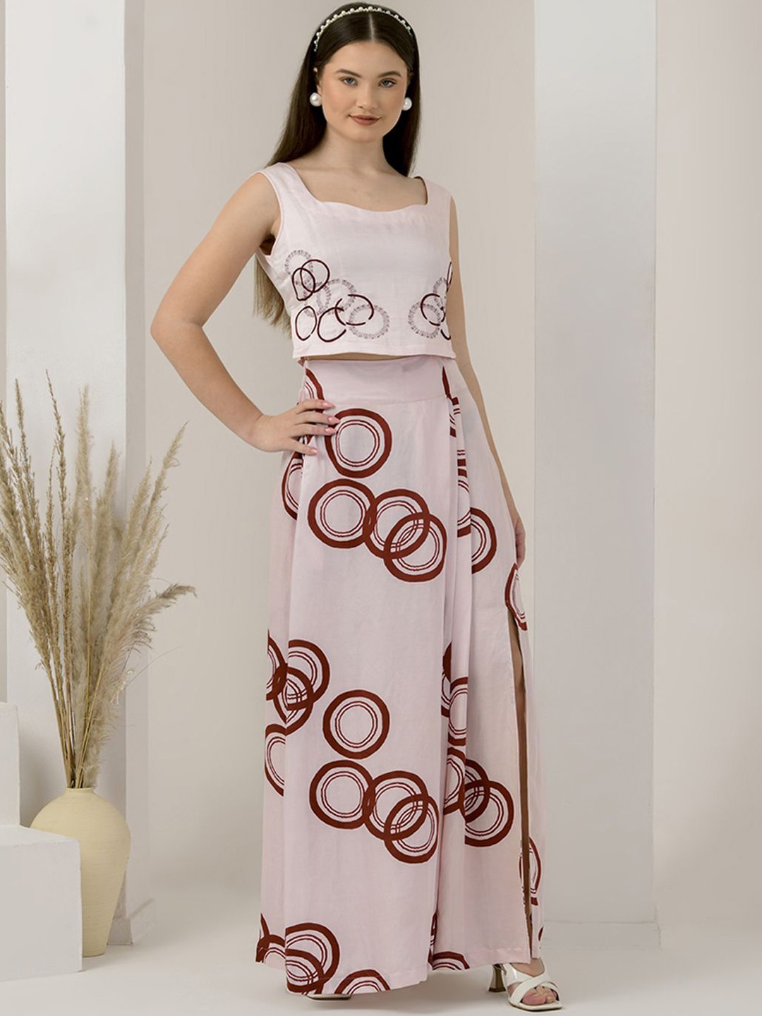 First Resort by Ramola Bachchan Geometric Printed Sweetheart Neck Linen Top With Skirt, Pink
First Resort by Ramola Bachchan Geometric Printed Sweetheart Neck Linen Top With Skirt, Pink