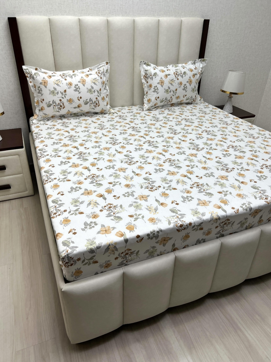 Pure Decor White & Grey Floral 260 TC Queen Bedsheet with 2 Pillow Covers 2.28 m x 2.54 m
Pure Decor White & Grey Floral 260 TC Queen Bedsheet with 2 Pillow Covers 2.28 m x 2.54 m
