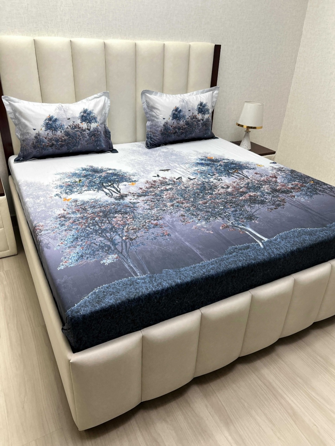 Pure Decor Majestic Blue & Brown Printed Cotton 300 TC King Bedsheet Set 2.74 m x 2.74 m
Pure Decor Majestic Blue & Brown Printed Cotton 300 TC King Bedsheet Set 2.74 m x 2.74 m