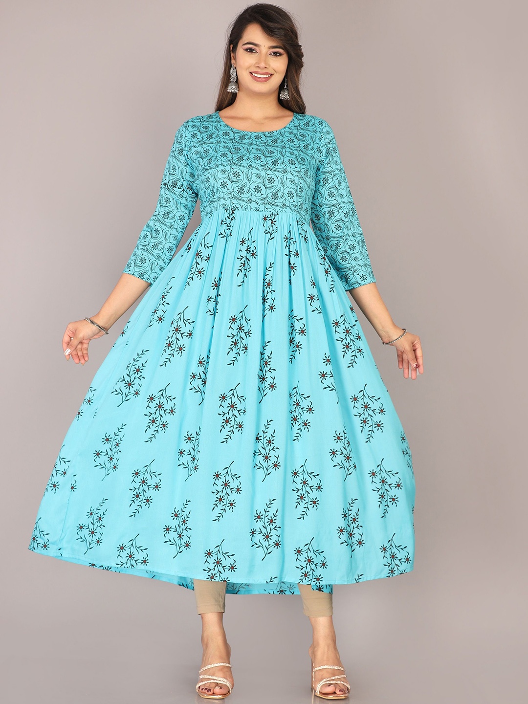 PRIYAGANI GARMENTS Floral Printed Round Neck Thread Work Anarkali Kurta, Turquoise blue
PRIYAGANI GARMENTS Floral Printed Round Neck Thread Work Anarkali Kurta, Turquoise blue