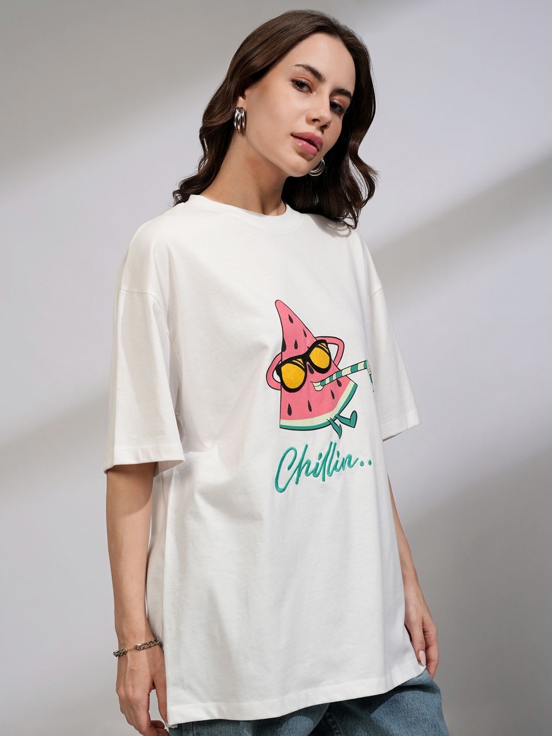 Street By Tokyo Talkies Women Solid Oversized Fit Chest and Back Print T-shirt, White
Street By Tokyo Talkies Women Solid Oversized Fit Chest and Back Print T-shirt, White