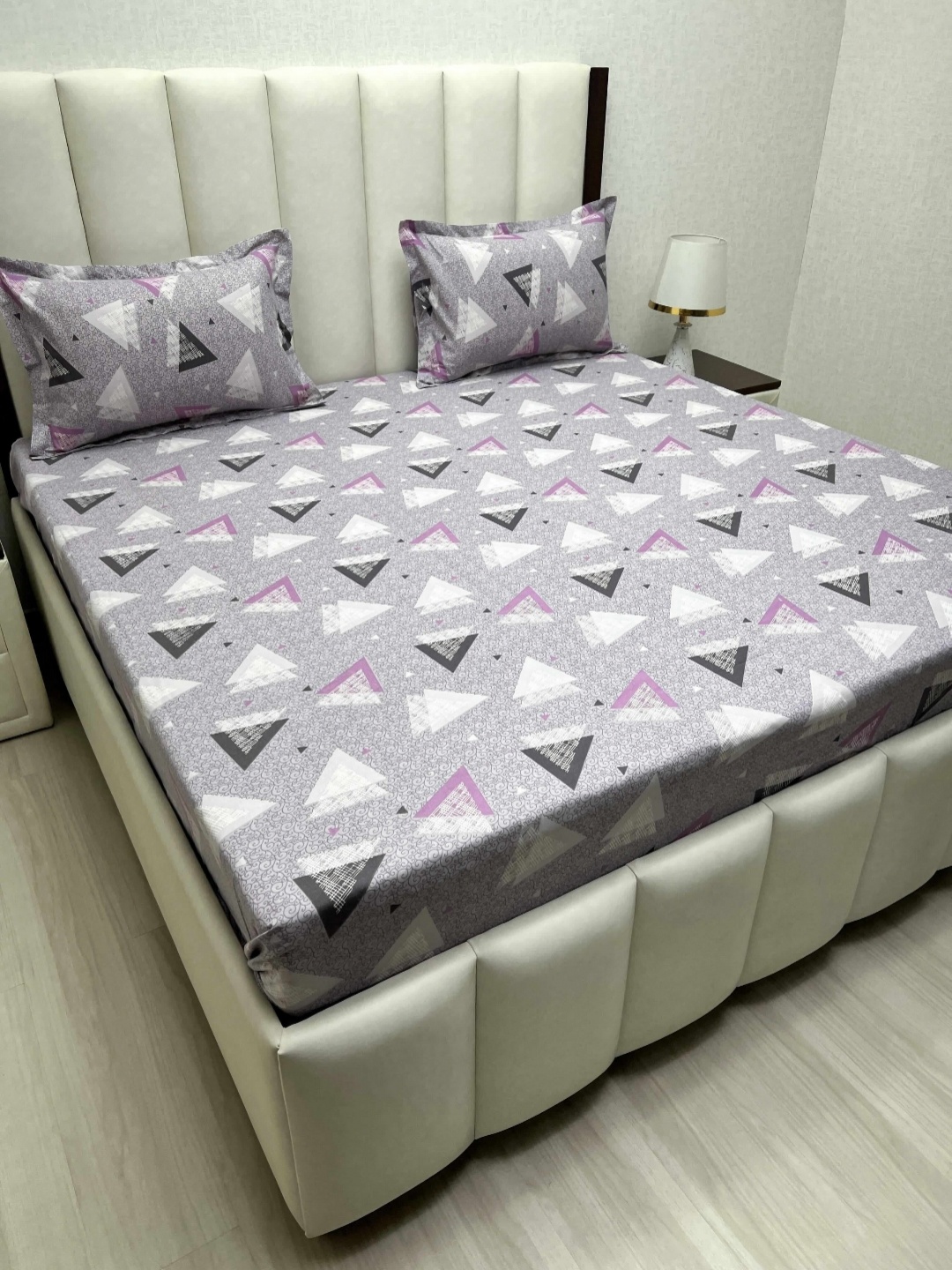 Pure Decor Passion Purple Printed 260 TC Pure Cotton Queen Bedsheet Set- 2.28 m x 2.54 m
Pure Decor Passion Purple Printed 260 TC Pure Cotton Queen Bedsheet Set- 2.28 m x 2.54 m