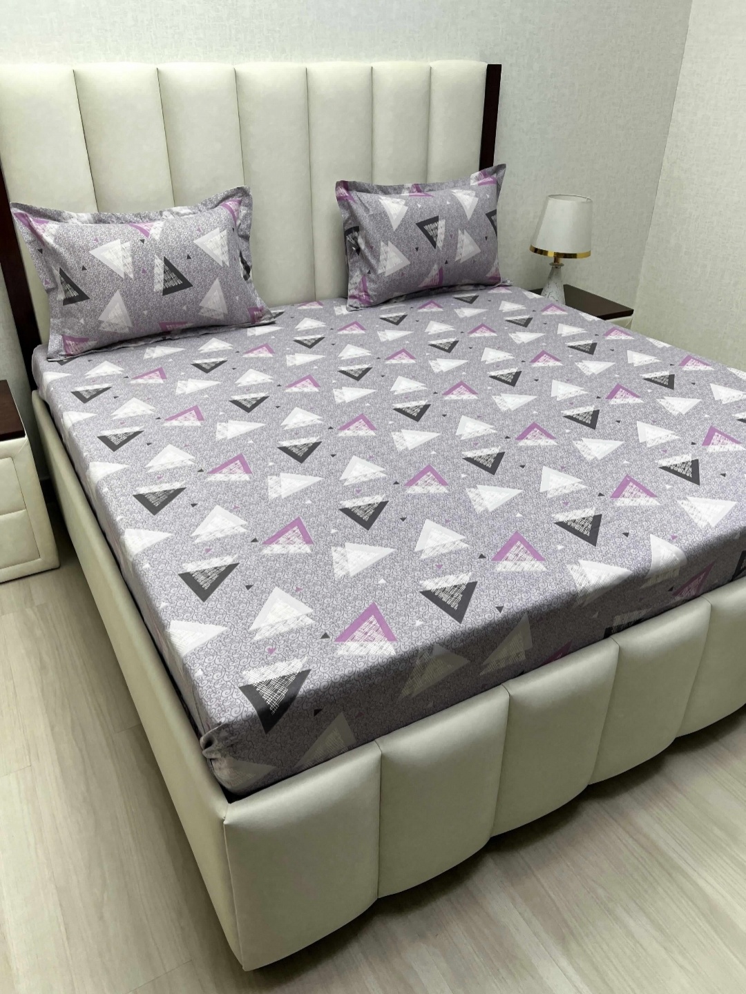 Pure Decor Royal Passion Purple Printed Cotton 350 TC Queen Bedsheet Set 2.28 m x 2.54 m
Pure Decor Royal Passion Purple Printed Cotton 350 TC Queen Bedsheet Set 2.28 m x 2.54 m