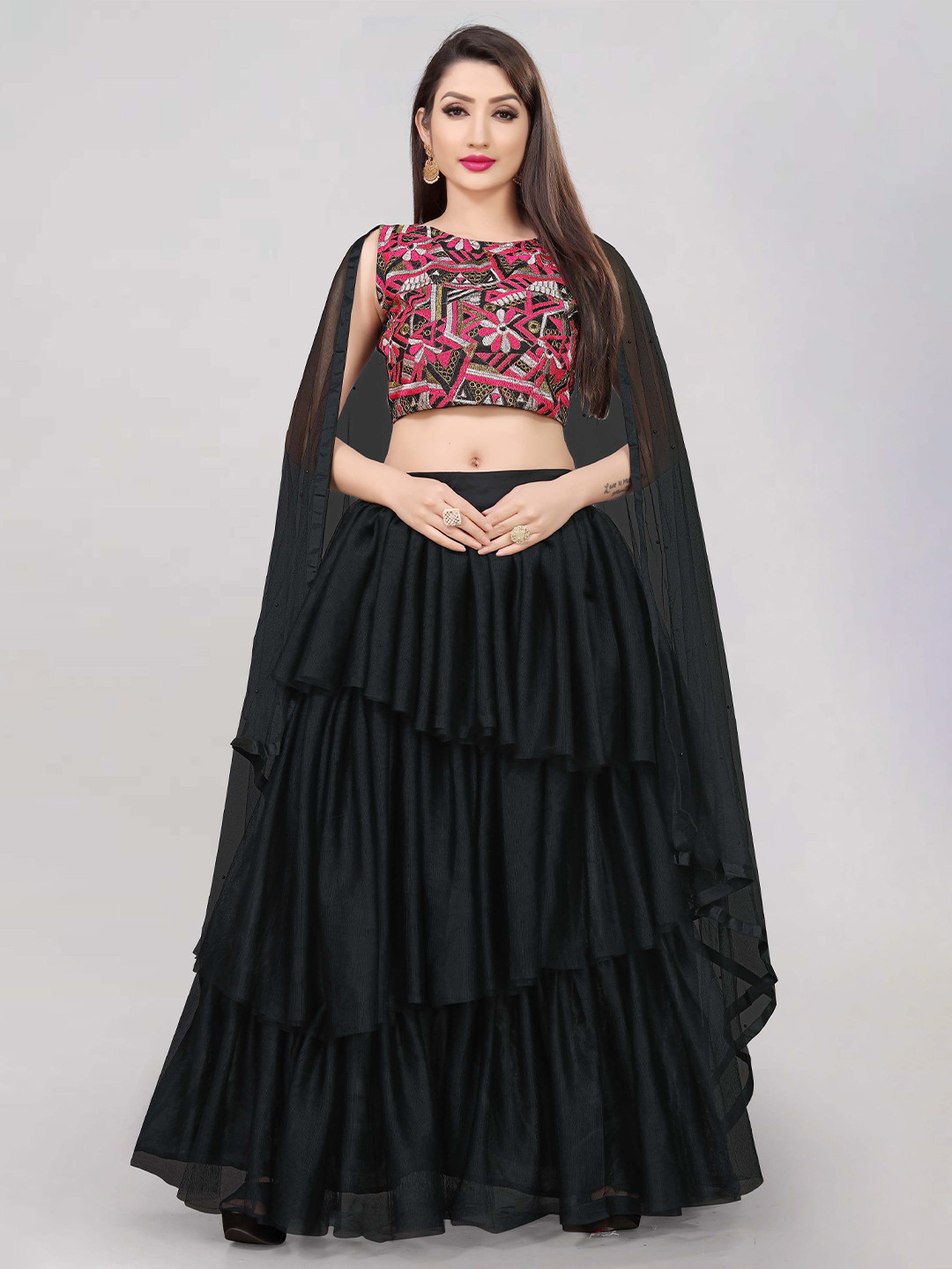 DIVASTRI Floral Embroidered Thread Work Semi-Stitched Lehenga & Unstitched Choli & Dupatta, Black
DIVASTRI Floral Embroidered Thread Work Semi-Stitched Lehenga & Unstitched Choli & Dupatta, Black