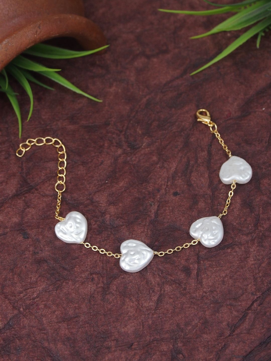 V FASHION JEWELLERY Gold-Plated Stainless Steel Artificial Beads Beaded Link Bracelet
V FASHION JEWELLERY Gold-Plated Stainless Steel Artificial Beads Beaded Link Bracelet