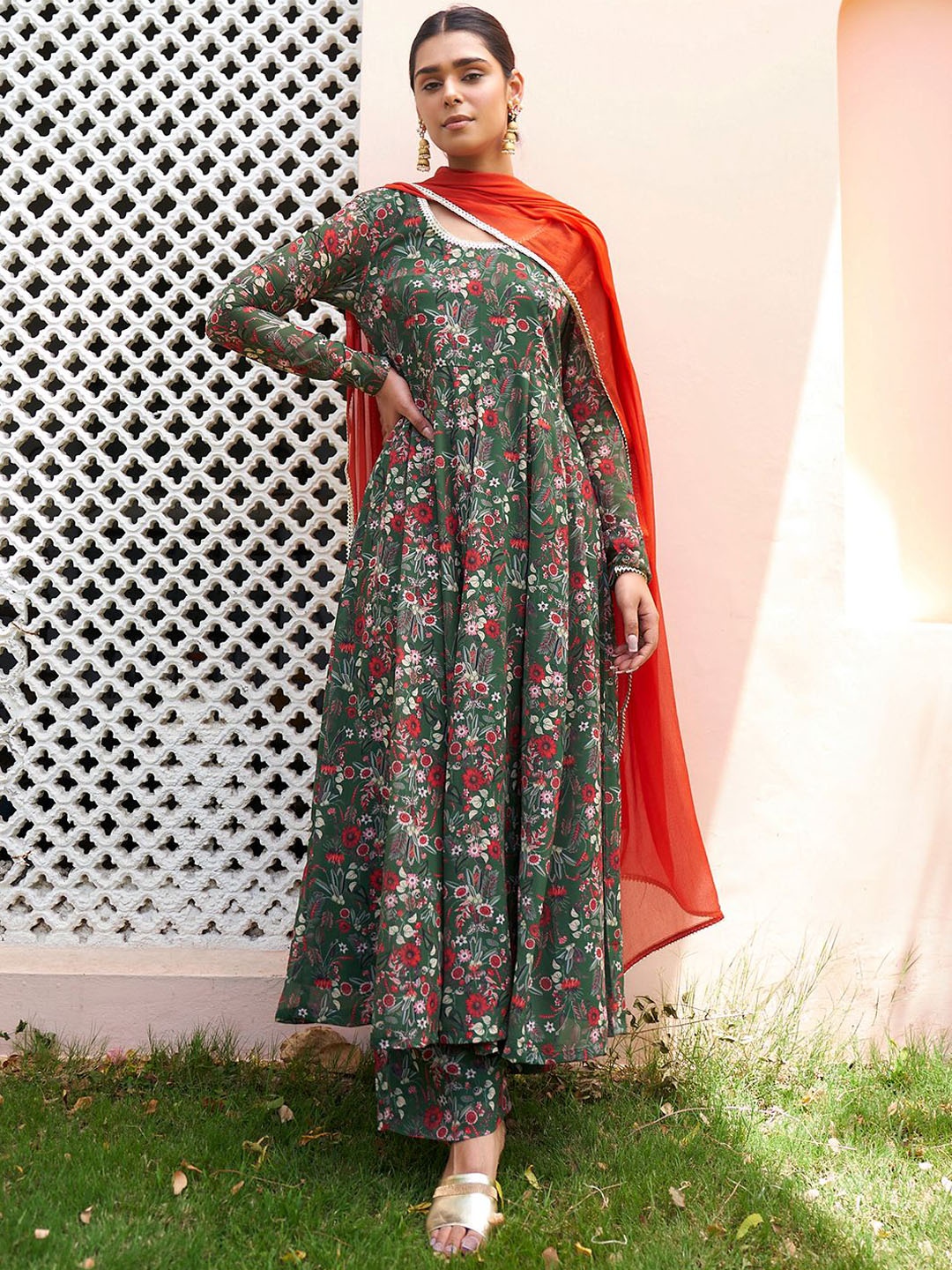 KALINI Floral Printed Gotta Patti Pure Cotton Anarkali Kurta with Palazzos & Dupatta, Green
KALINI Floral Printed Gotta Patti Pure Cotton Anarkali Kurta with Palazzos & Dupatta, Green