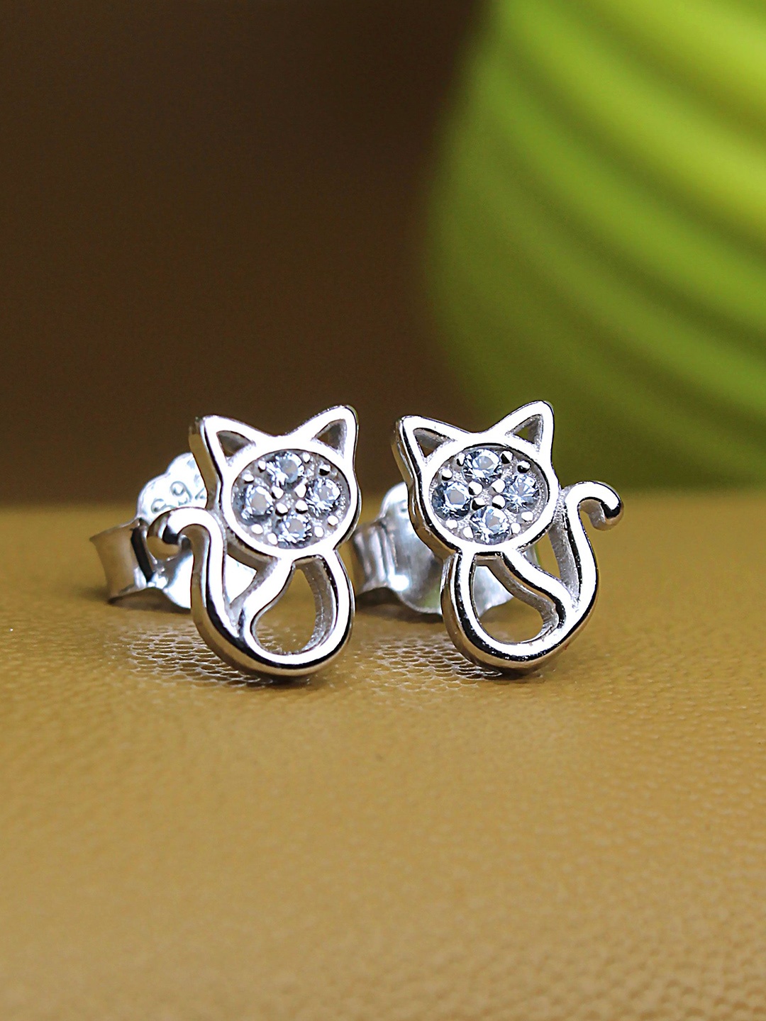 DEVASHREE 925 Sterling Silver Rhodium-Plated CZ Studded Animal Shaped Studs, Blue
DEVASHREE 925 Sterling Silver Rhodium-Plated CZ Studded Animal Shaped Studs, Blue