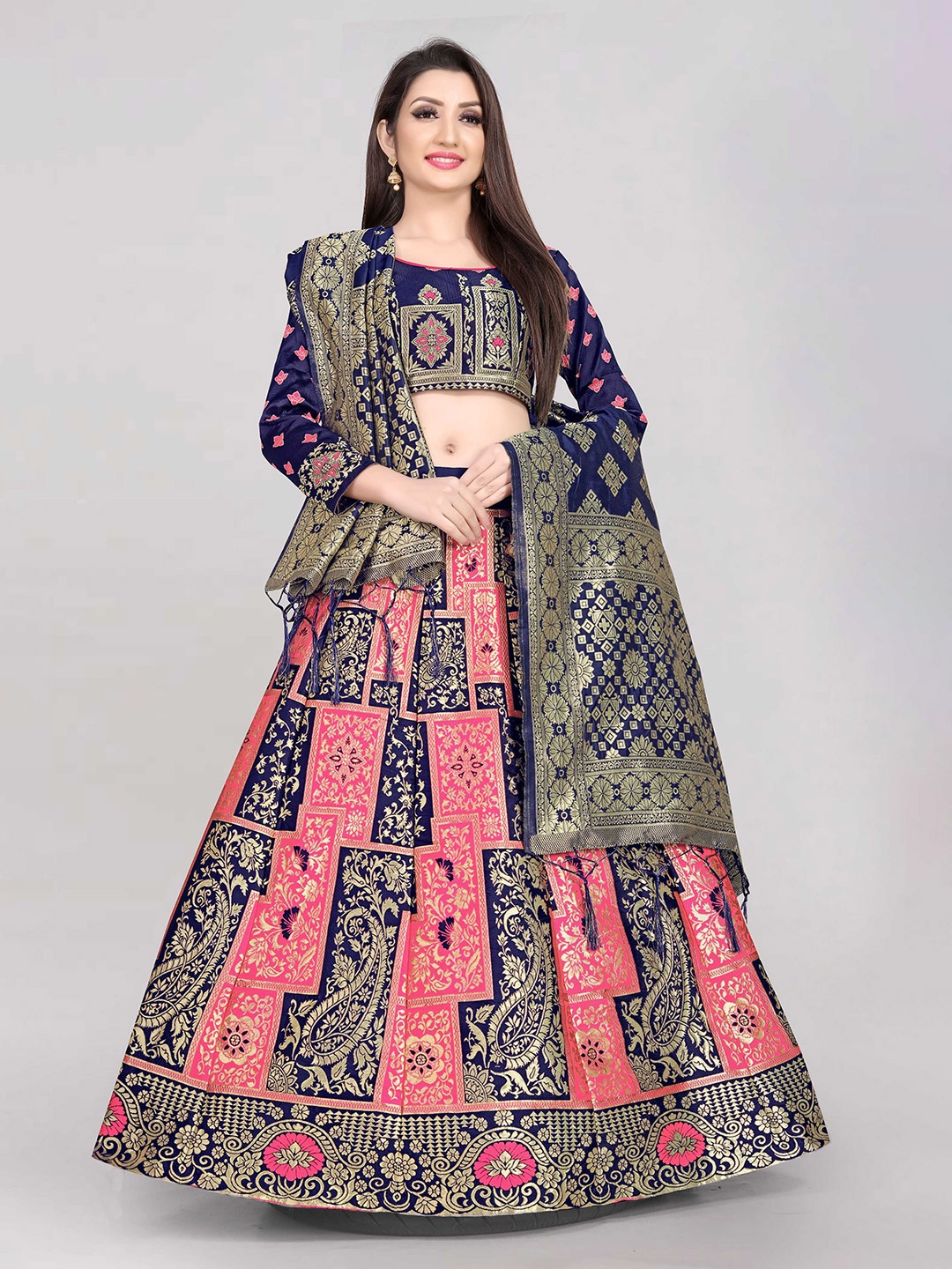 DIVASTRI Floral Woven Design Jacquard Semi-Stitched Lehenga & Unstitched Blouse & Dupatta, Pink
DIVASTRI Floral Woven Design Jacquard Semi-Stitched Lehenga & Unstitched Blouse & Dupatta, Pink