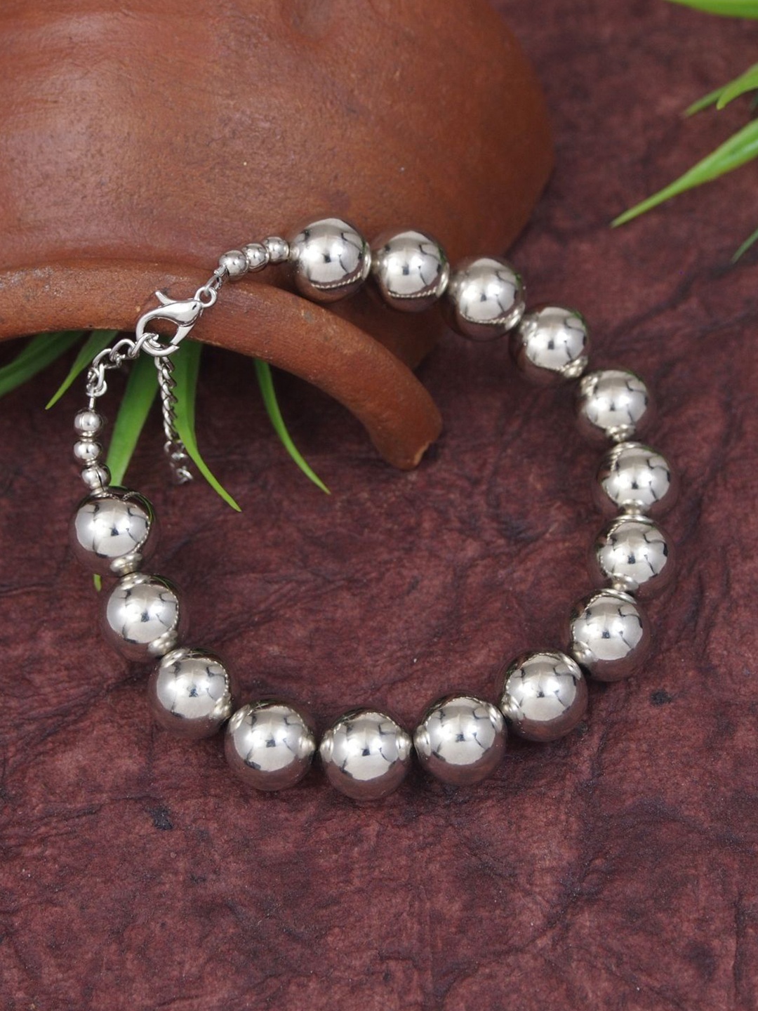 V FASHION JEWELLERY Silver-Plated Stainless Steel Artificial Beads Beaded Link Bracelet
V FASHION JEWELLERY Silver-Plated Stainless Steel Artificial Beads Beaded Link Bracelet