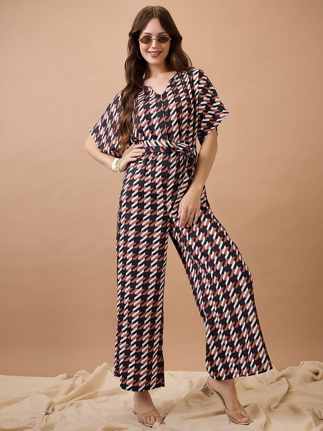 Globus Abstract Print Round Neck with V Cut Kimono Sleeves Waist Tie-Up Longline Jumpsuit, Brown
Globus Abstract Print Round Neck with V Cut Kimono Sleeves Waist Tie-Up Longline Jumpsuit, Brown