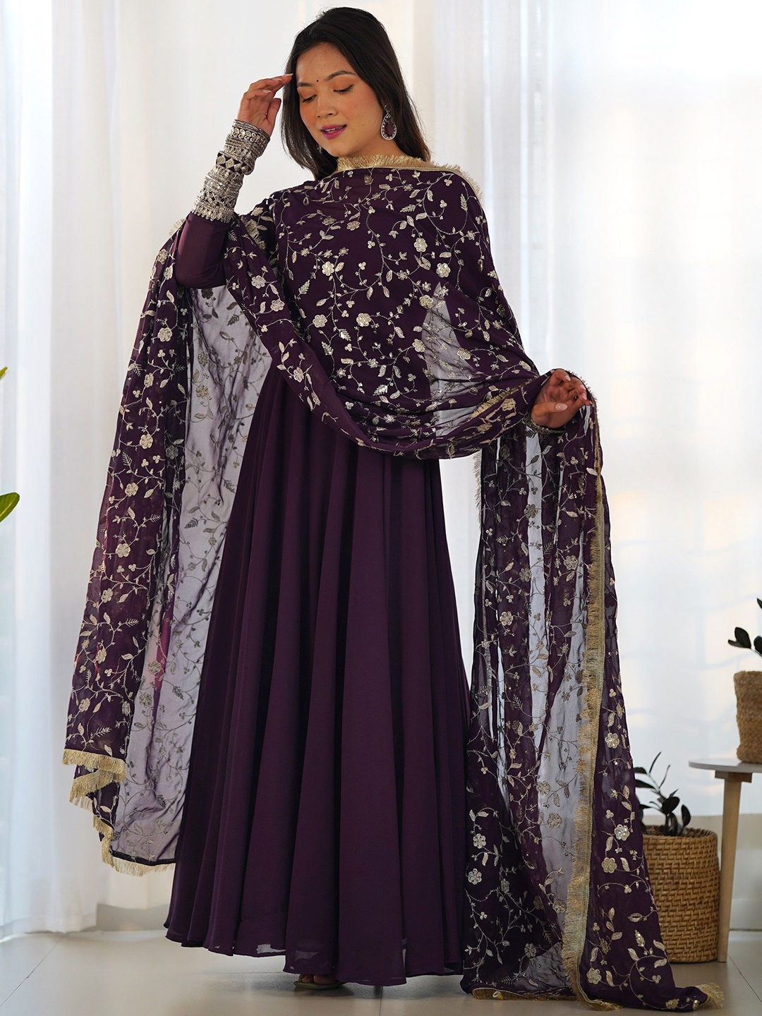 KALINI Scoop Neck Gotta Patti Work Georgette Anarkali Kurta With Trousers & Dupatta, Burgundy
KALINI Scoop Neck Gotta Patti Work Georgette Anarkali Kurta With Trousers & Dupatta, Burgundy