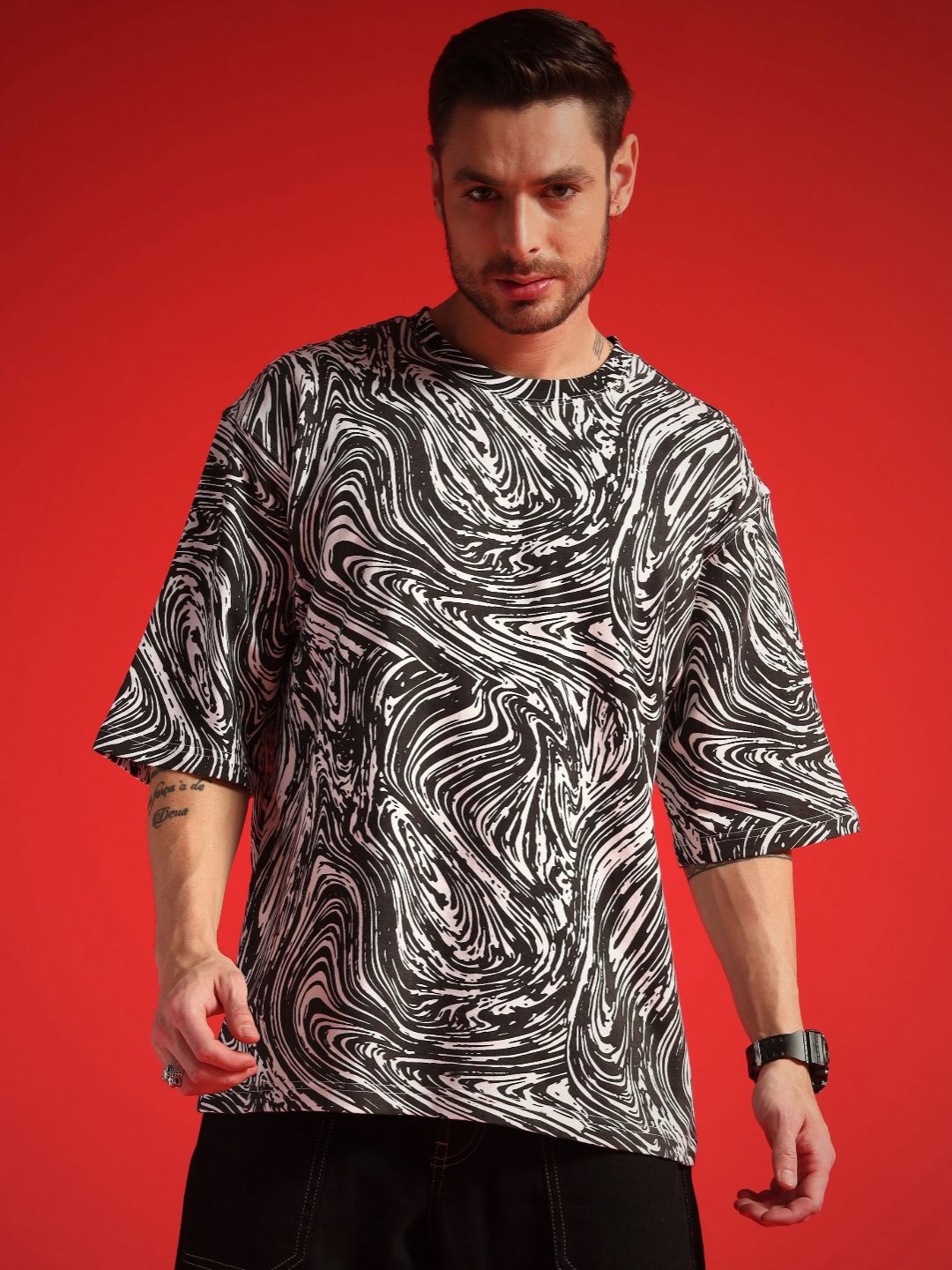 PockMAN Men Bio Finish Abstract Printed Round Neck Cotton Oversized T-shirt, White
PockMAN Men Bio Finish Abstract Printed Round Neck Cotton Oversized T-shirt, White