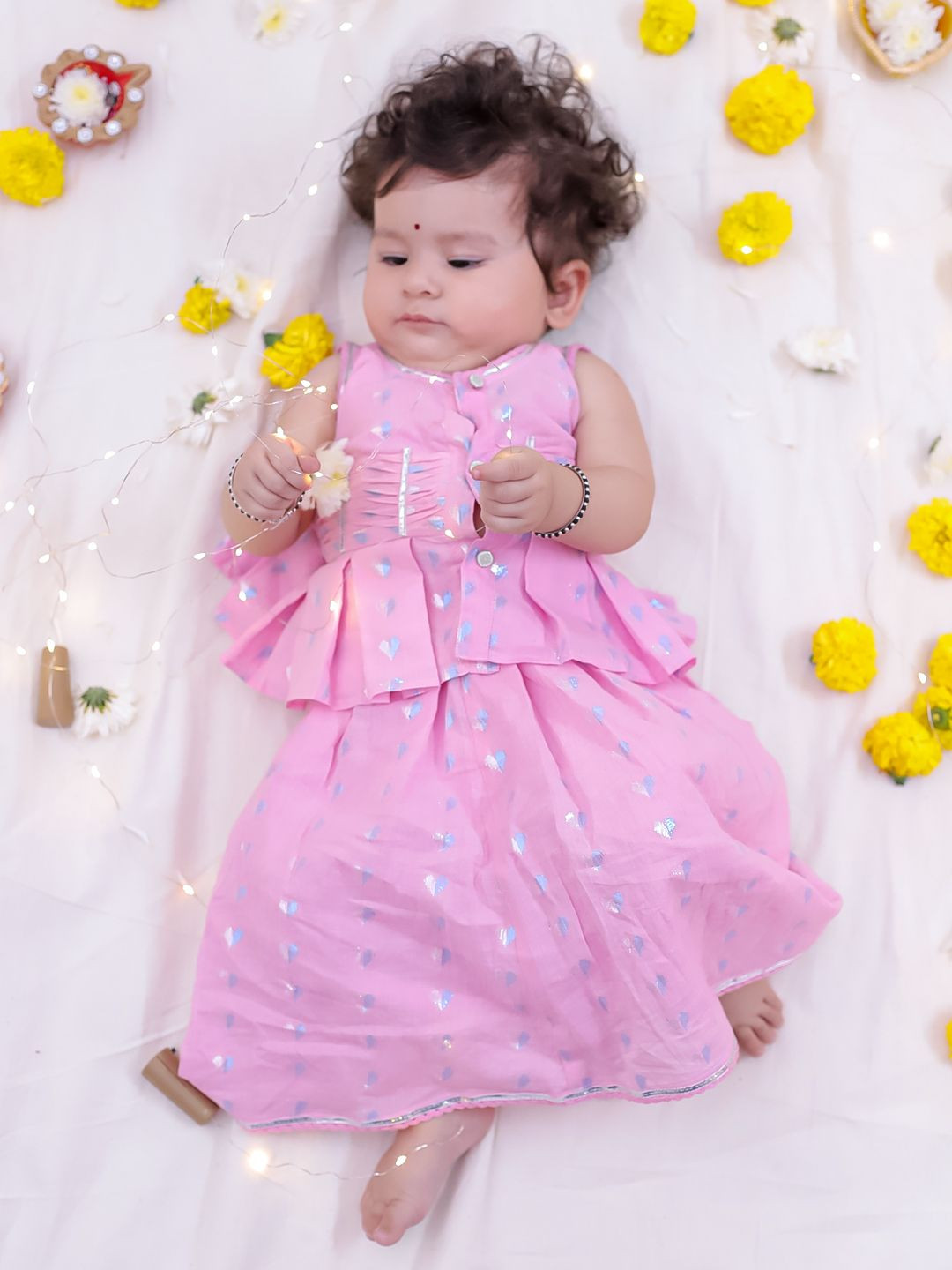KID1 Infant Girls Tiny hearts Printed Gotta Patti Work Ready to Wear Cotton Lehenga Choli, Pink
KID1 Infant Girls Tiny hearts Printed Gotta Patti Work Ready to Wear Cotton Lehenga Choli, Pink
