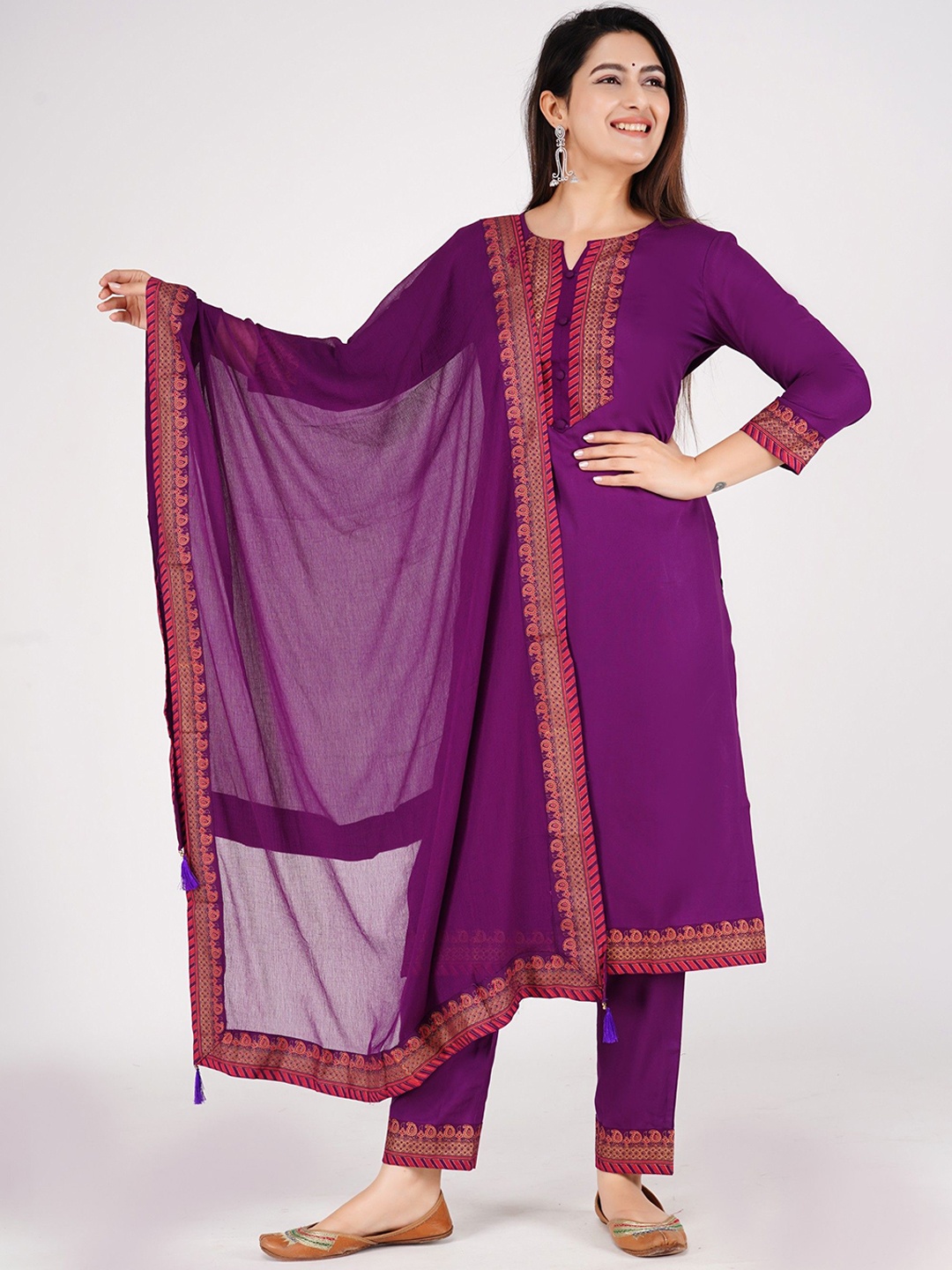 rf clothes Ethnic Motifs Printed Notch Neck Straight Kurta With Trousers & Dupatta, Purple
rf clothes Ethnic Motifs Printed Notch Neck Straight Kurta With Trousers & Dupatta, Purple