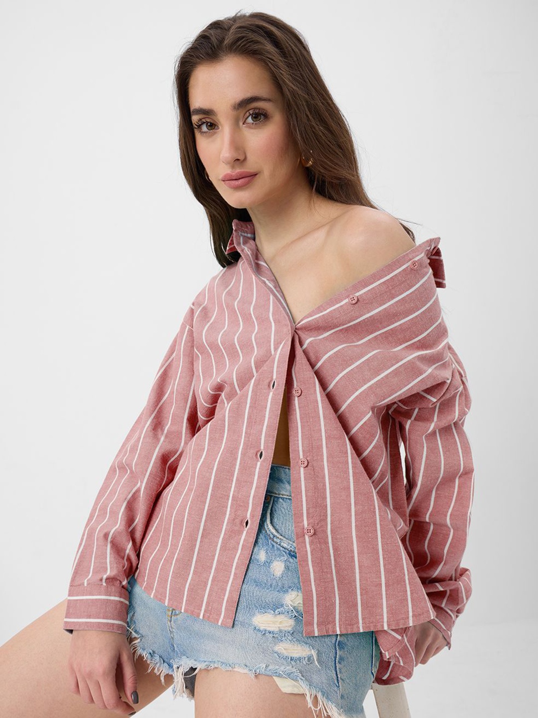 The Souled Store Cardinal Multi Stripes Opaque Oversized Pure Cotton Casual Shirt, Pink
The Souled Store Cardinal Multi Stripes Opaque Oversized Pure Cotton Casual Shirt, Pink